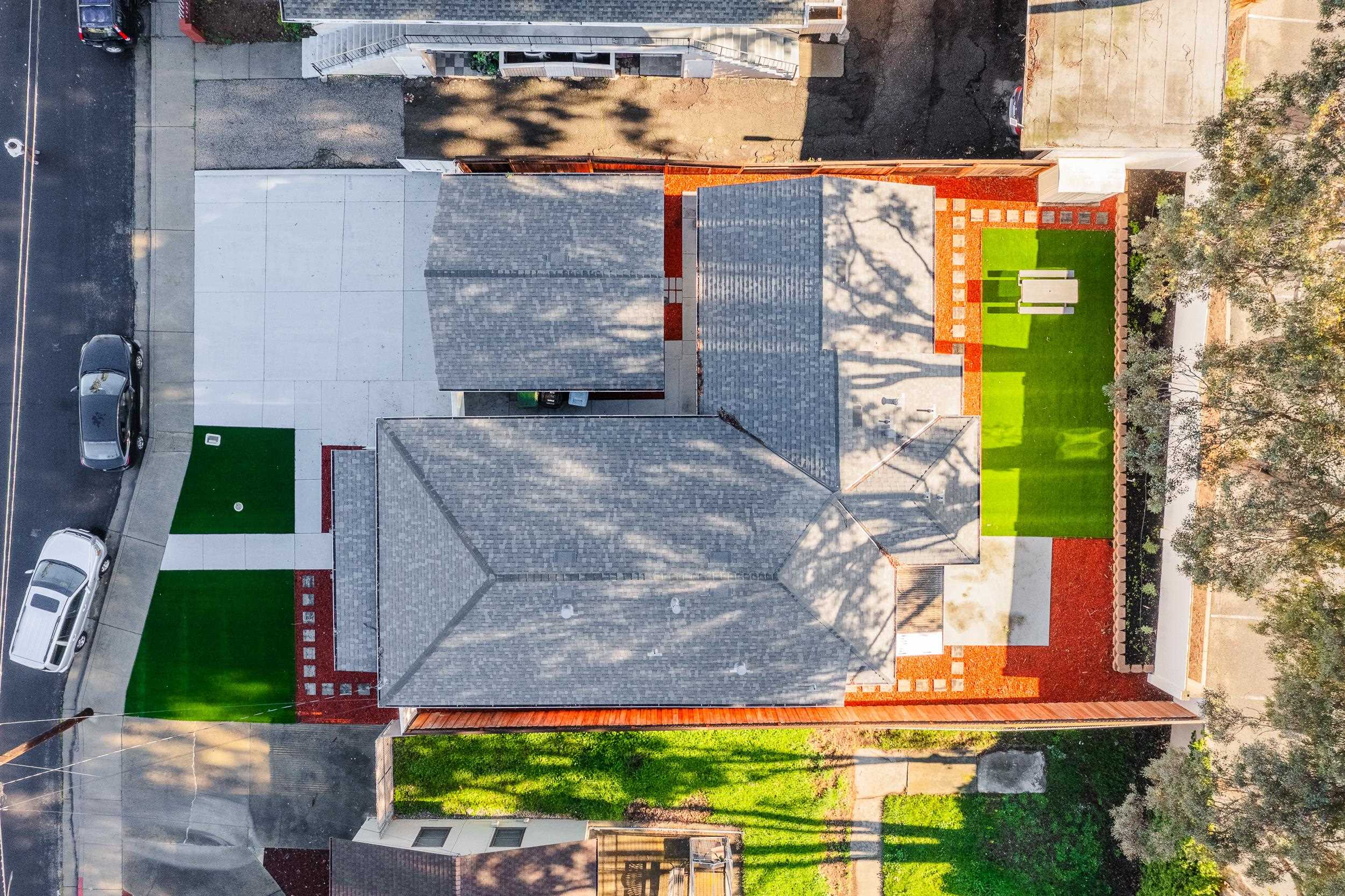 Detail Gallery Image 33 of 39 For 1900 Chestnut Street, Santa Clara,  CA 95054-1736 - 4 Beds | 3 Baths