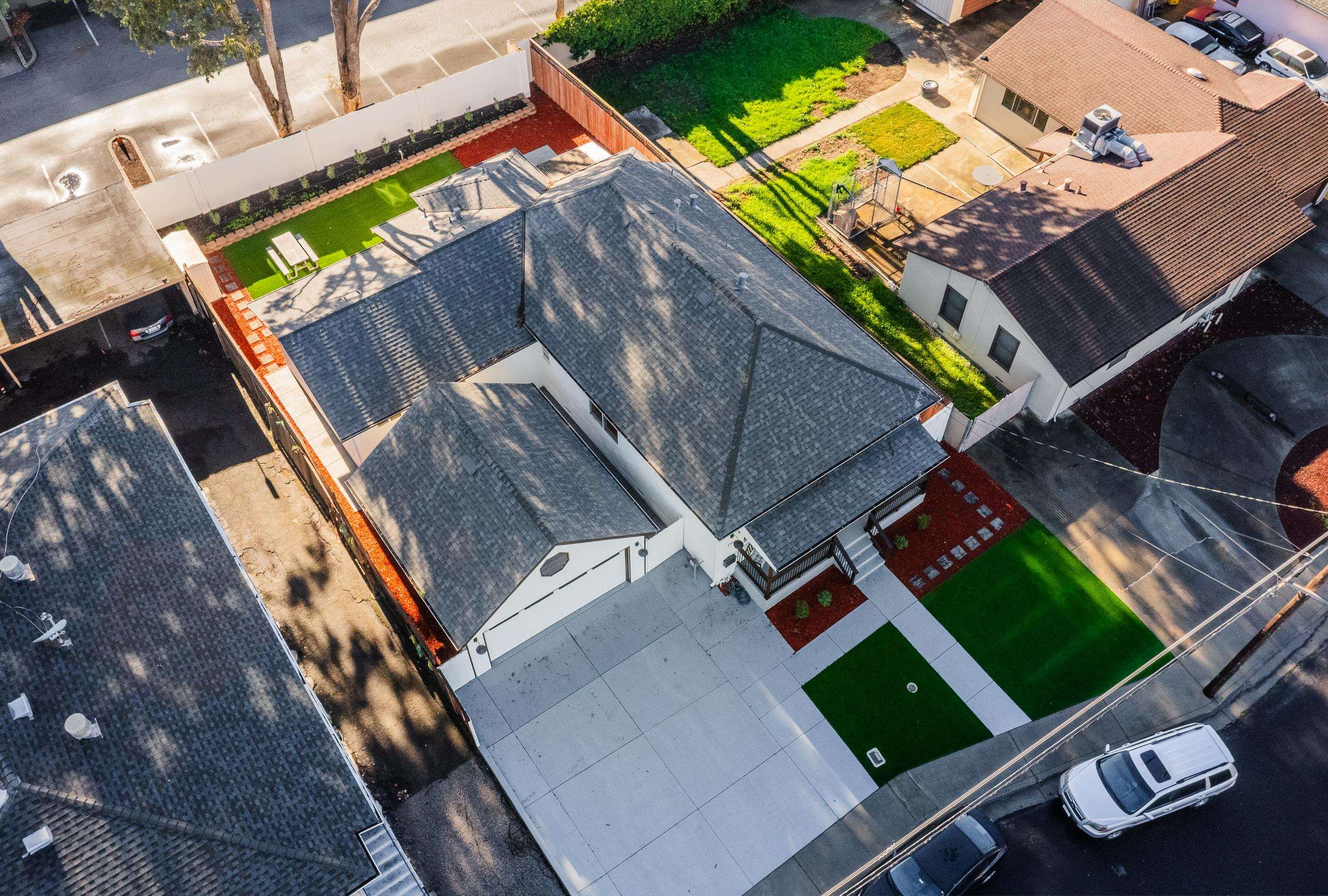 Detail Gallery Image 35 of 39 For 1900 Chestnut Street, Santa Clara,  CA 95054-1736 - 4 Beds | 3 Baths