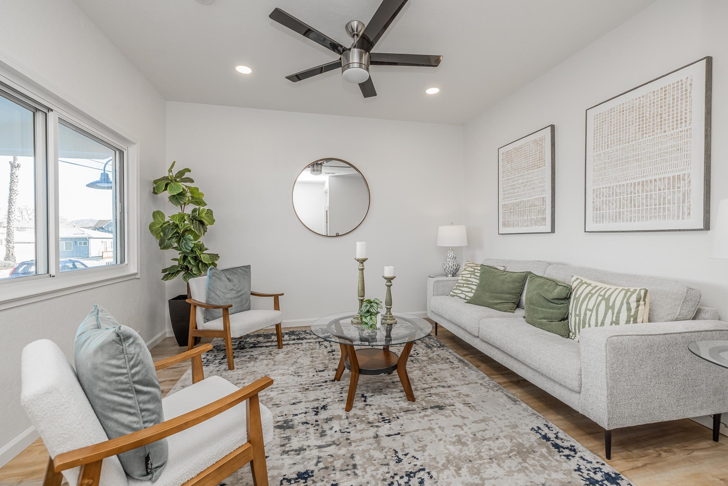 Detail Gallery Image 5 of 39 For 1900 Chestnut Street, Santa Clara,  CA 95054-1736 - 4 Beds | 3 Baths