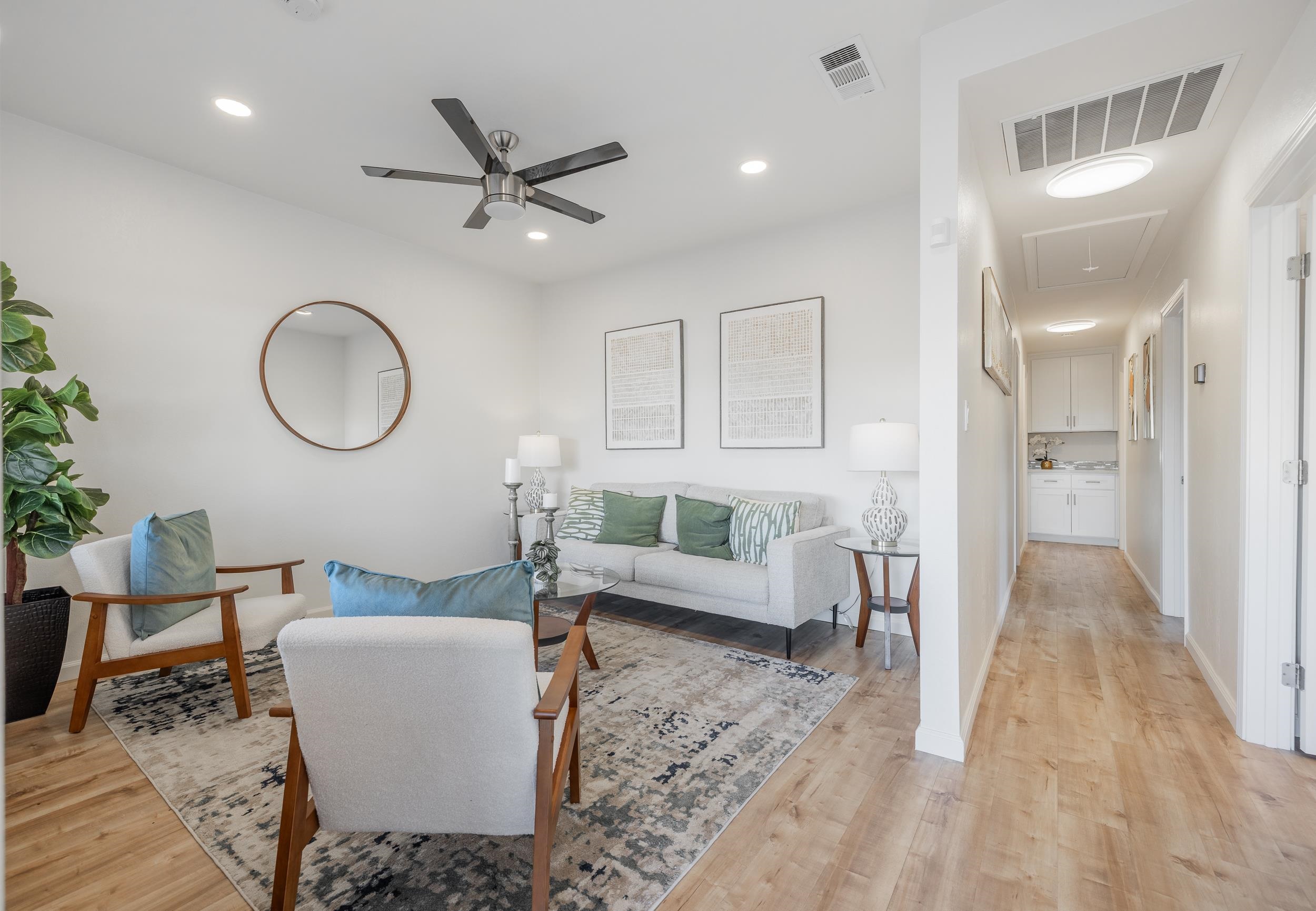 Detail Gallery Image 6 of 39 For 1900 Chestnut Street, Santa Clara,  CA 95054-1736 - 4 Beds | 3 Baths