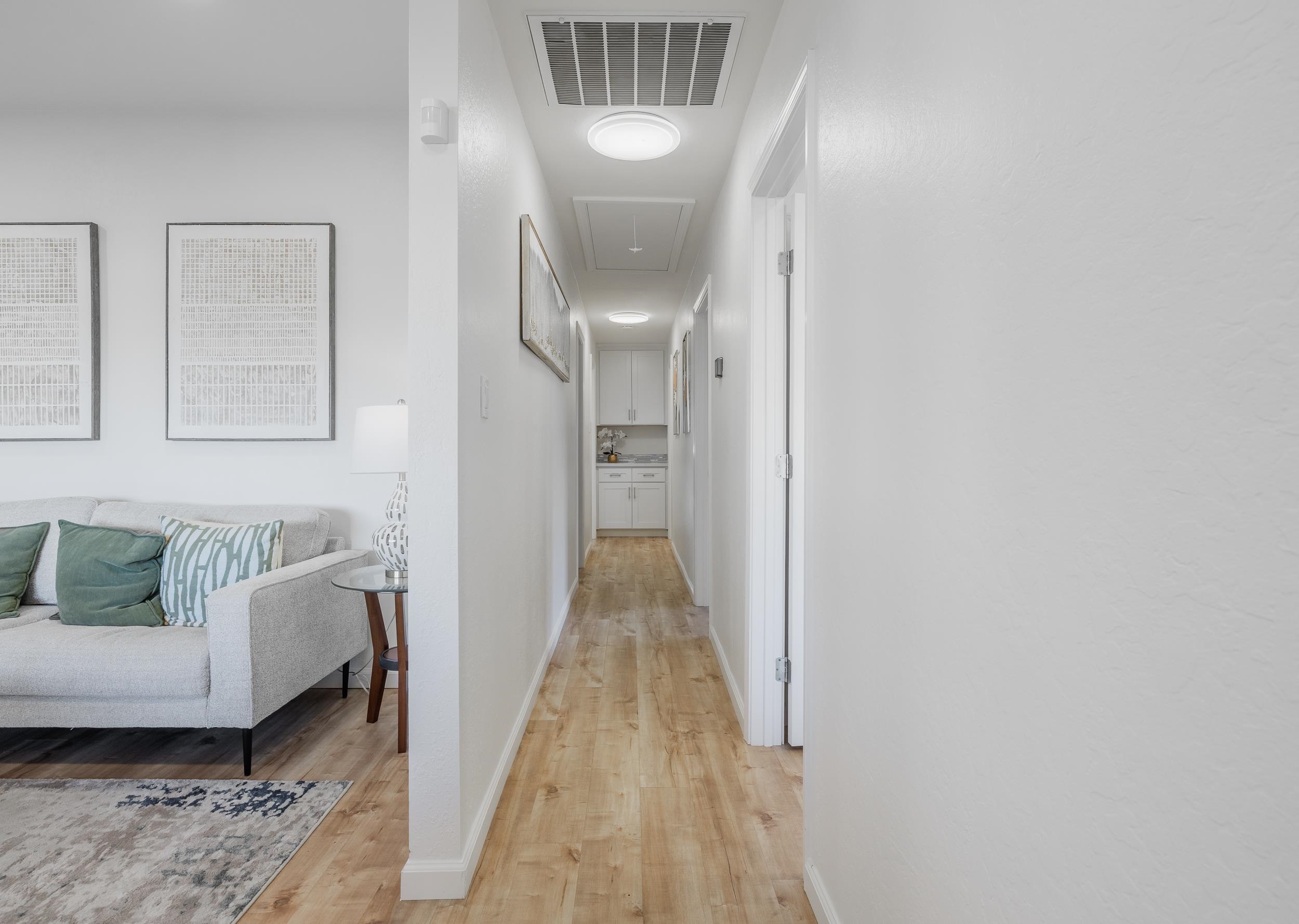 Detail Gallery Image 7 of 39 For 1900 Chestnut Street, Santa Clara,  CA 95054-1736 - 4 Beds | 3 Baths