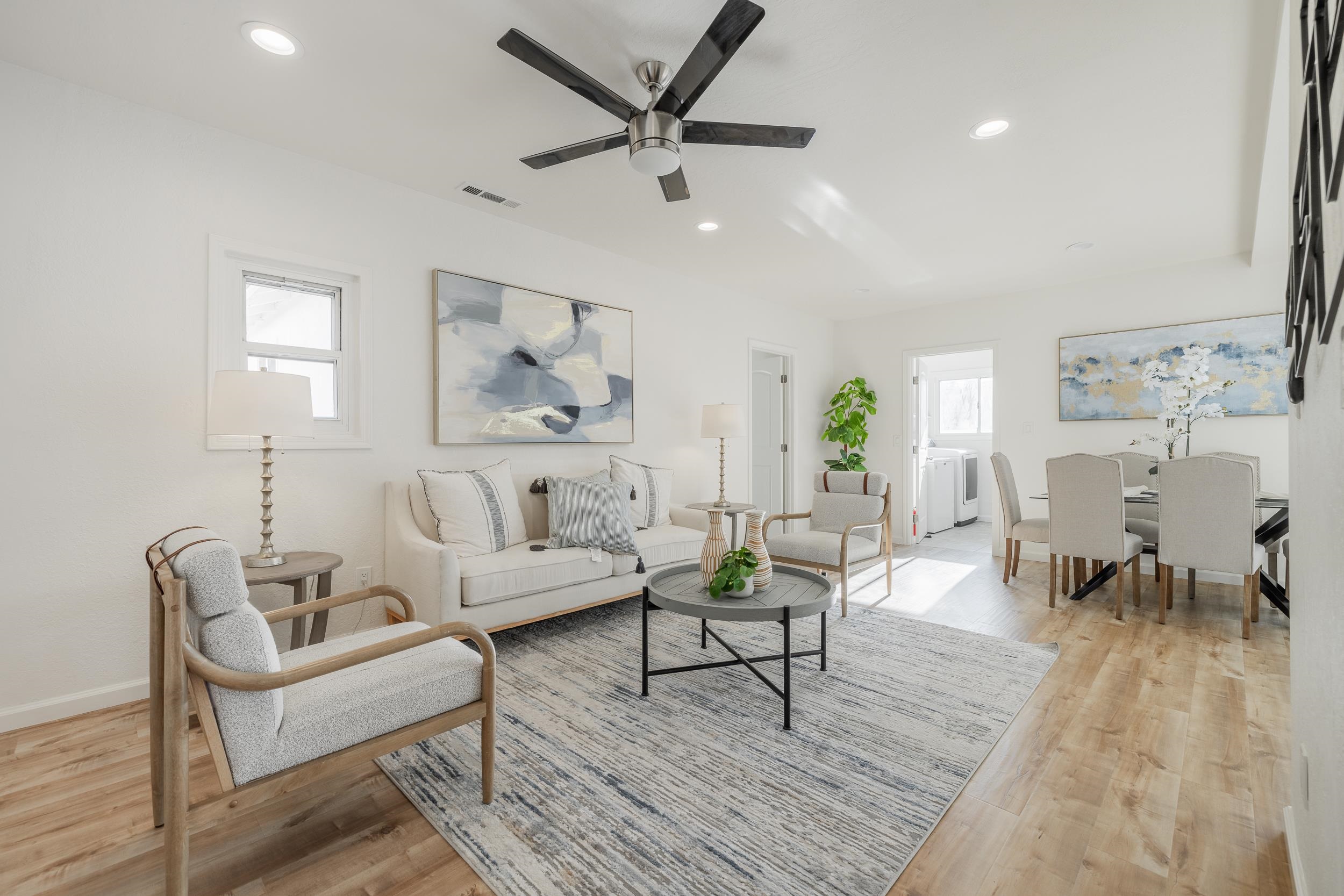 Detail Gallery Image 9 of 39 For 1900 Chestnut Street, Santa Clara,  CA 95054-1736 - 4 Beds | 3 Baths