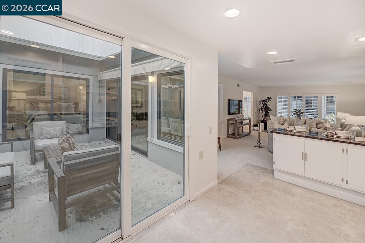 Photo #8: 41121652 Listing: Photo #8