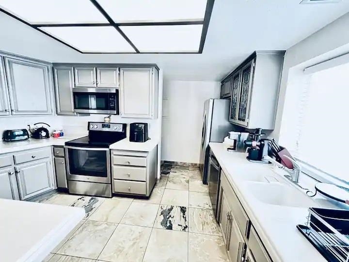 Detail Gallery Image 6 of 21 For 3164 Swallows Nest Dr, Sacramento,  CA 95833 - 2 Beds | 3/1 Baths