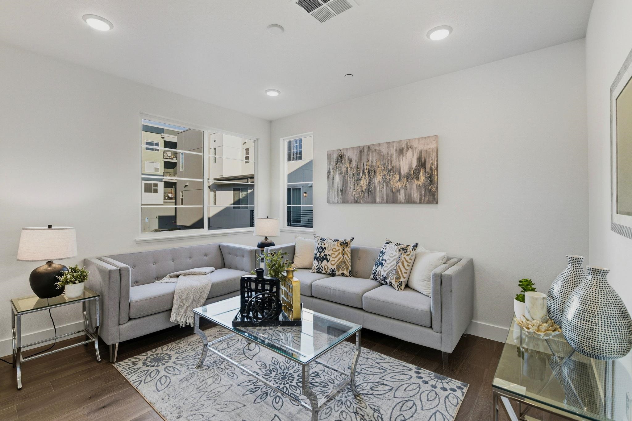 Photo #1: 41121654 Listing: Photo #1