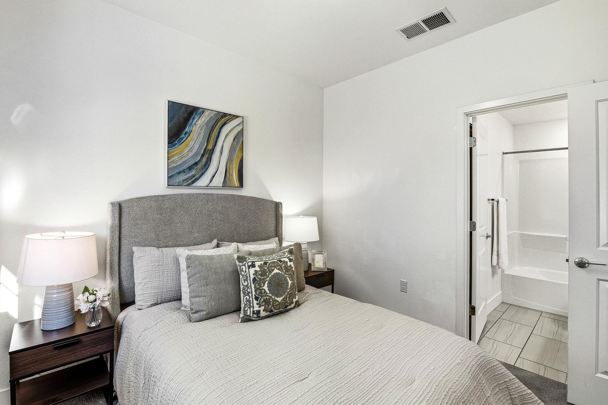 Photo #16: 41121654 Listing: Photo #16