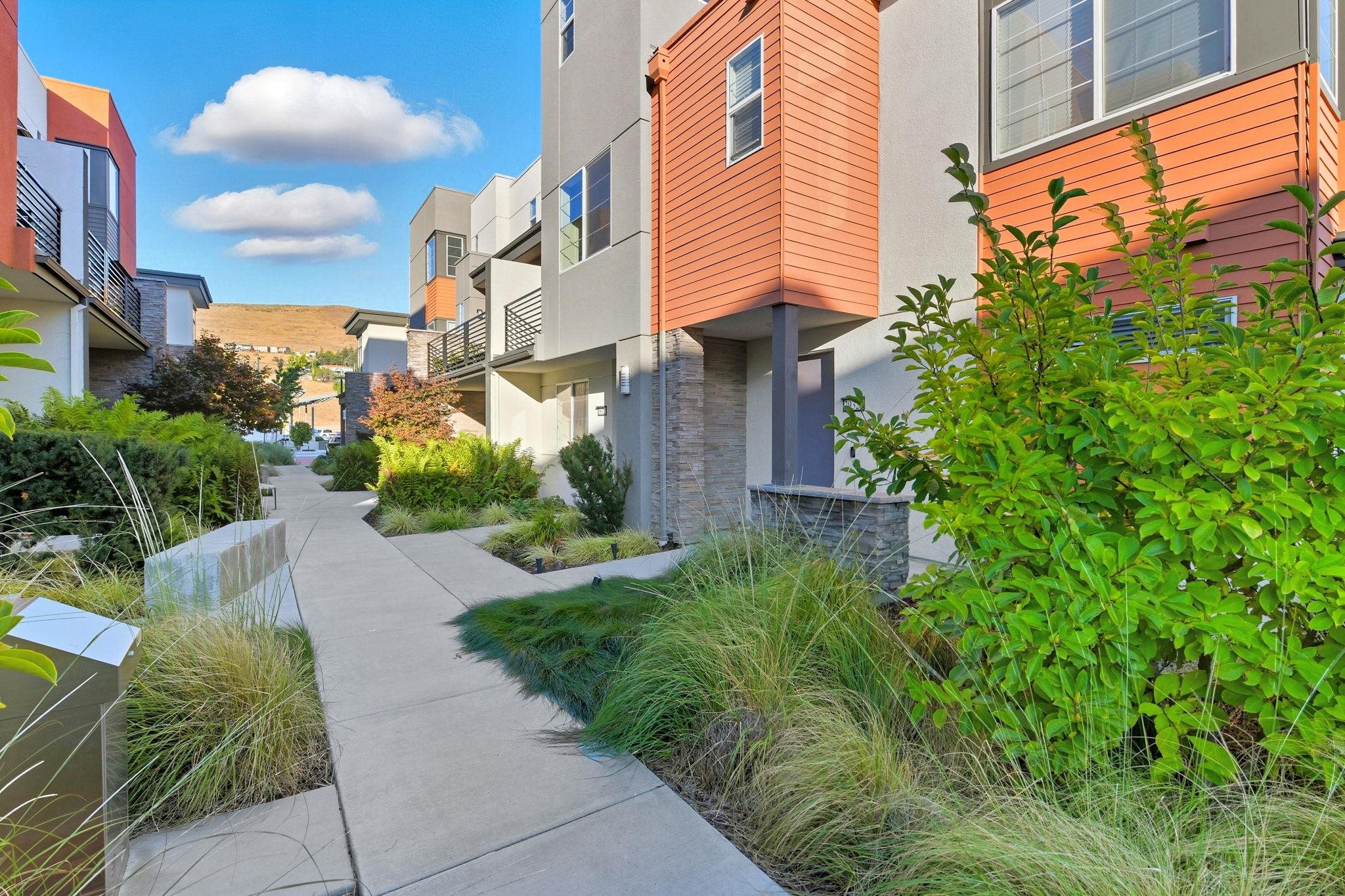 Photo #3: 41121654 Listing: Photo #3