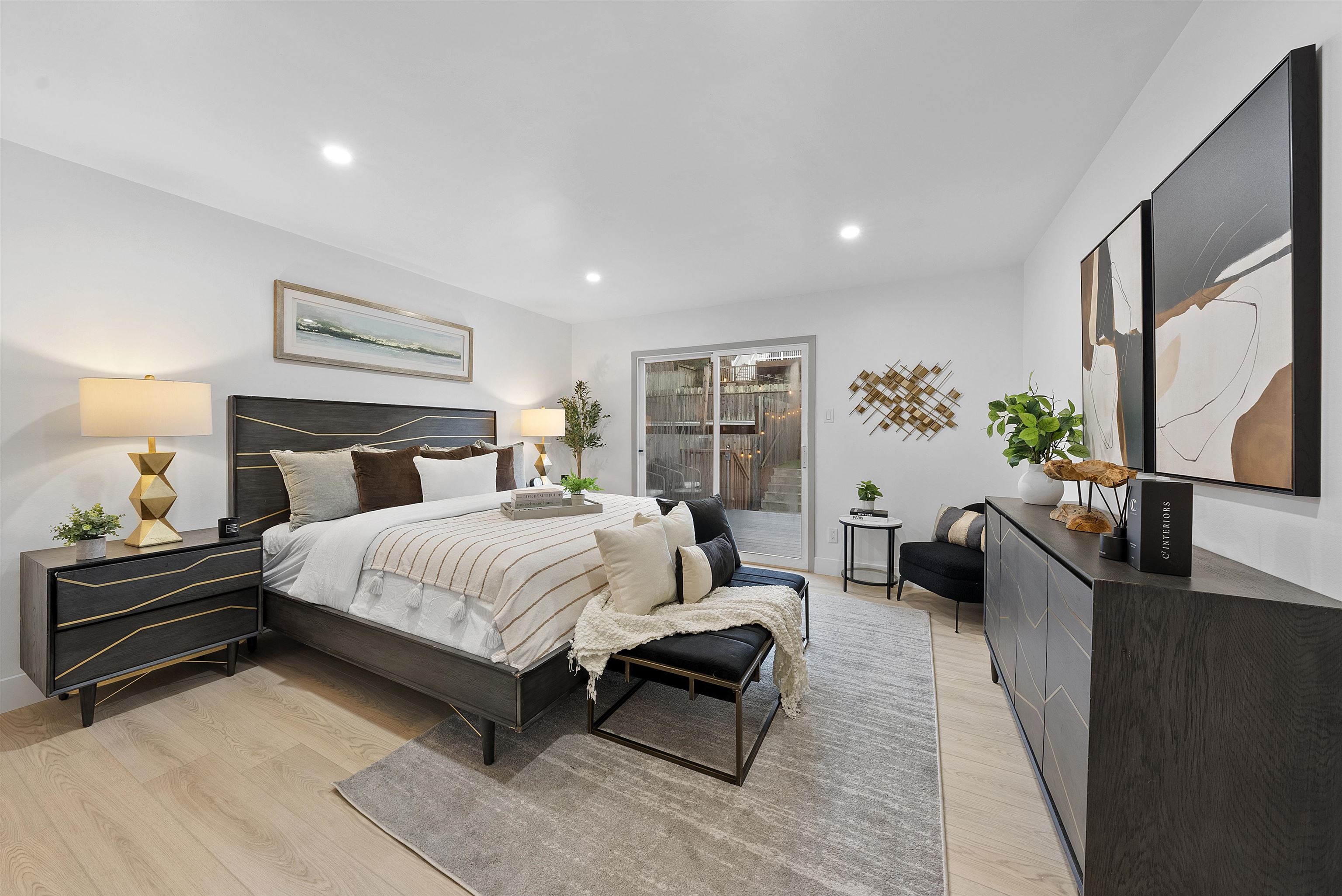 Detail Gallery Image 15 of 55 For 1875 9th Ave, San Francisco,  CA 94122 - 7 Beds | 3 Baths