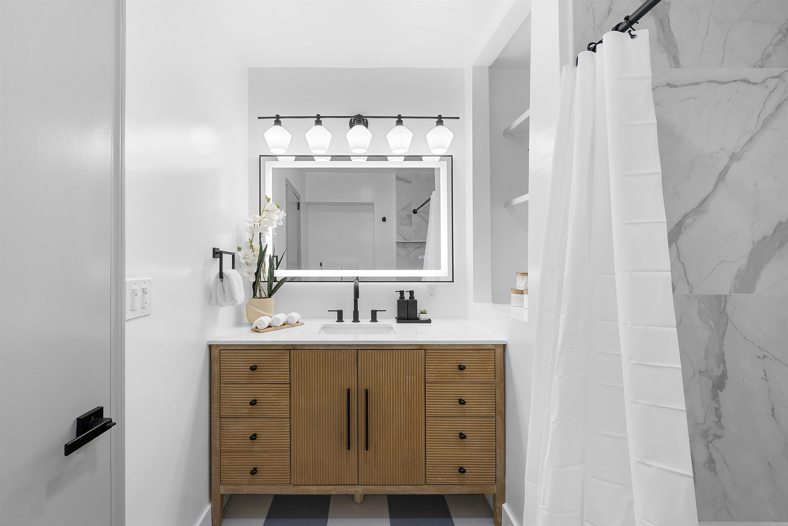 Detail Gallery Image 31 of 55 For 1875 9th Ave, San Francisco,  CA 94122 - 7 Beds | 3 Baths