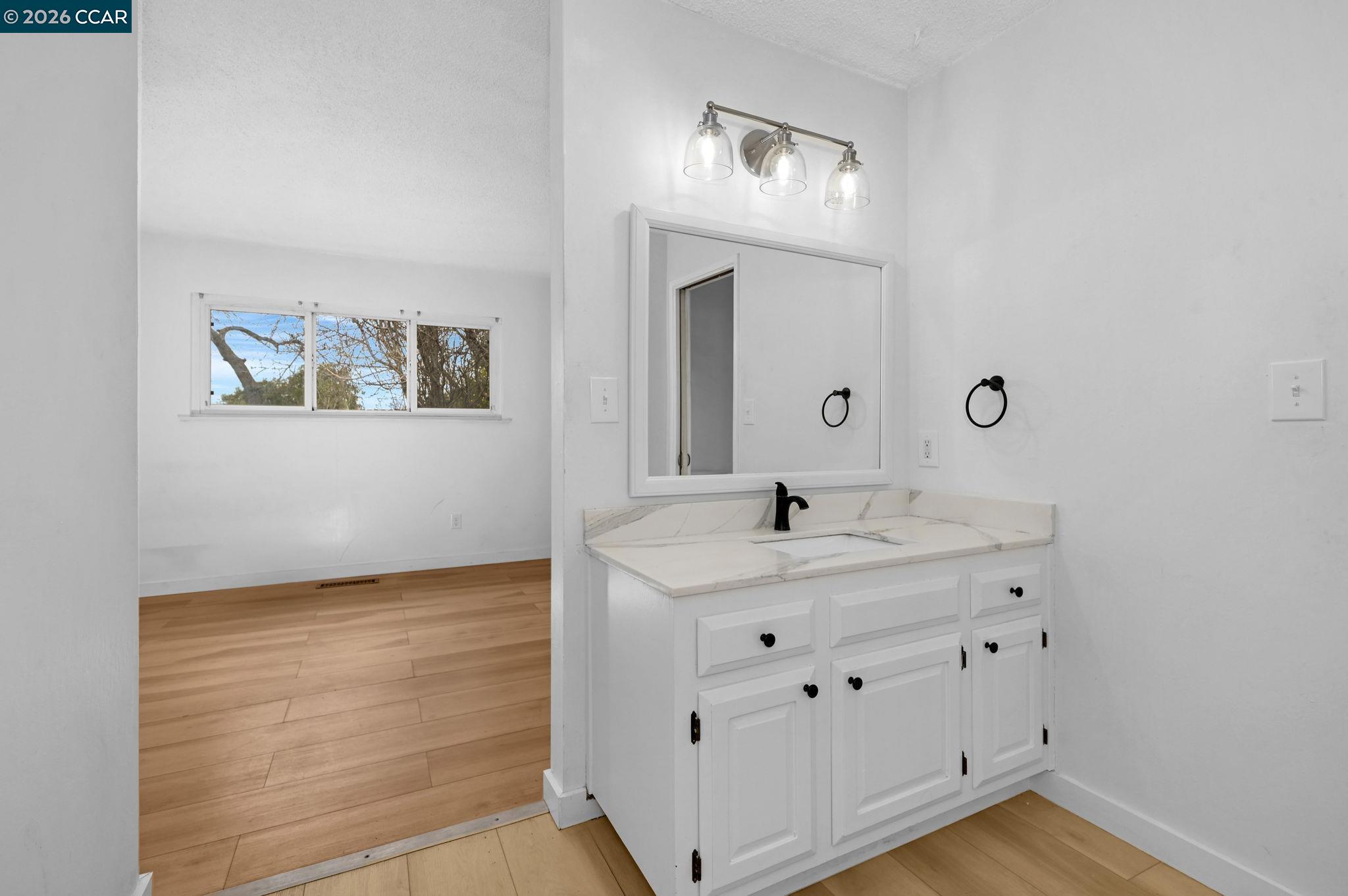 Detail Gallery Image 15 of 32 For 1593 Norine Dr, Pittsburg,  CA 94565 - 4 Beds | 2 Baths