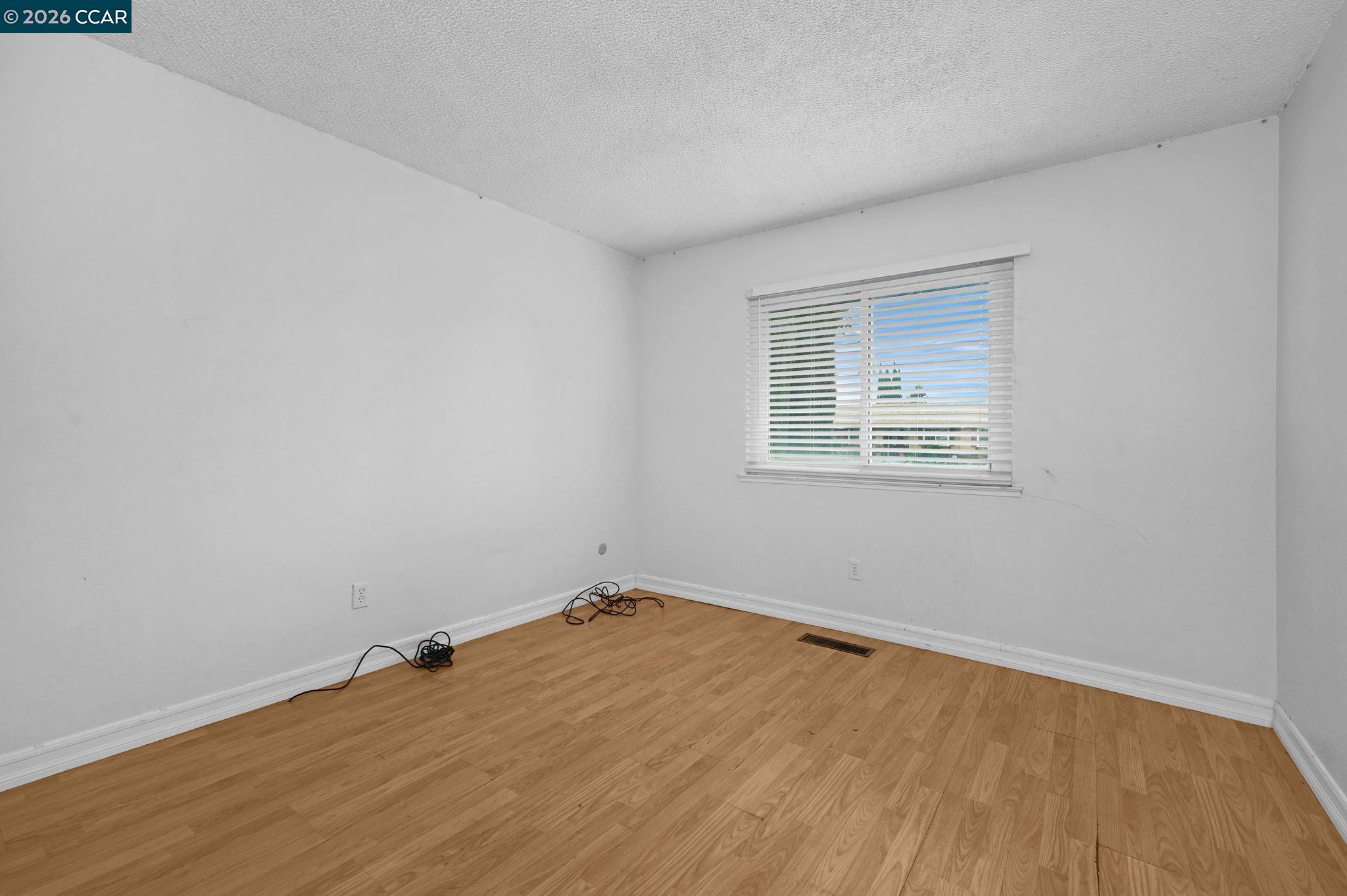 Detail Gallery Image 18 of 32 For 1593 Norine Dr, Pittsburg,  CA 94565 - 4 Beds | 2 Baths