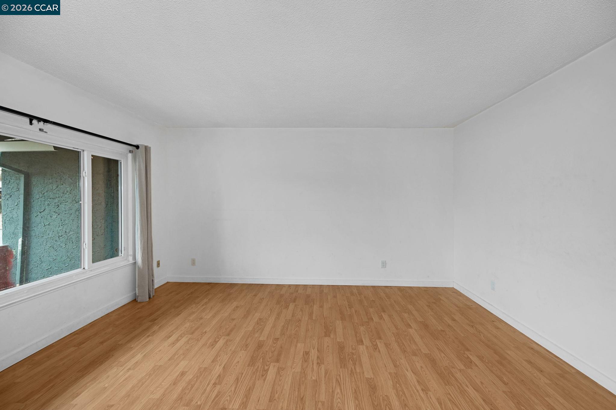 Detail Gallery Image 5 of 32 For 1593 Norine Dr, Pittsburg,  CA 94565 - 4 Beds | 2 Baths