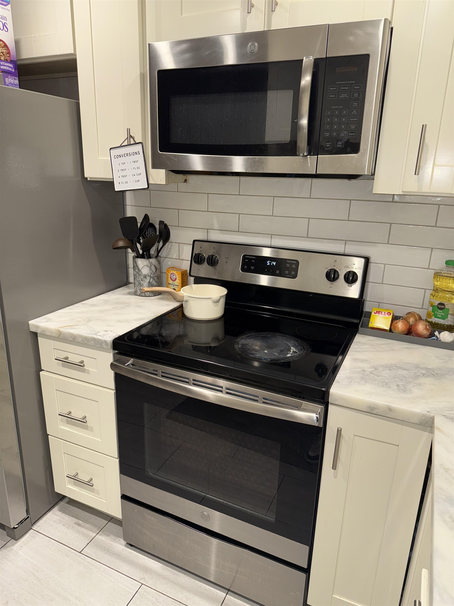 Detail Gallery Image 10 of 12 For 301 Kenbrook Cir, San Jose,  CA 95111 - 2 Beds | 2 Baths