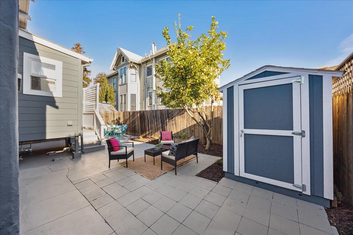 Detail Gallery Image 30 of 47 For 1720 Walnut St., Alameda,  CA 94501 - 2 Beds | 2 Baths