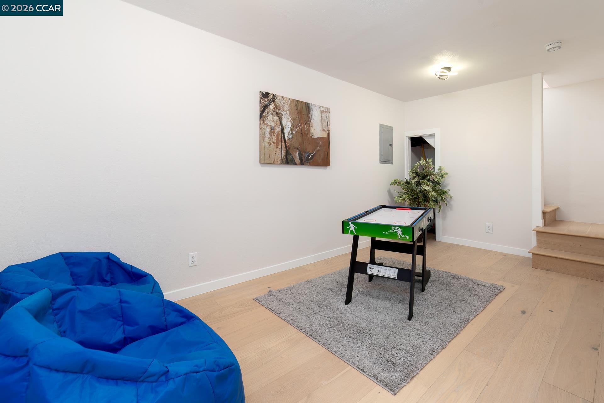 Detail Gallery Image 44 of 59 For 1515 Hampel St, Oakland,  CA 94602 - 2 Beds | 1 Baths