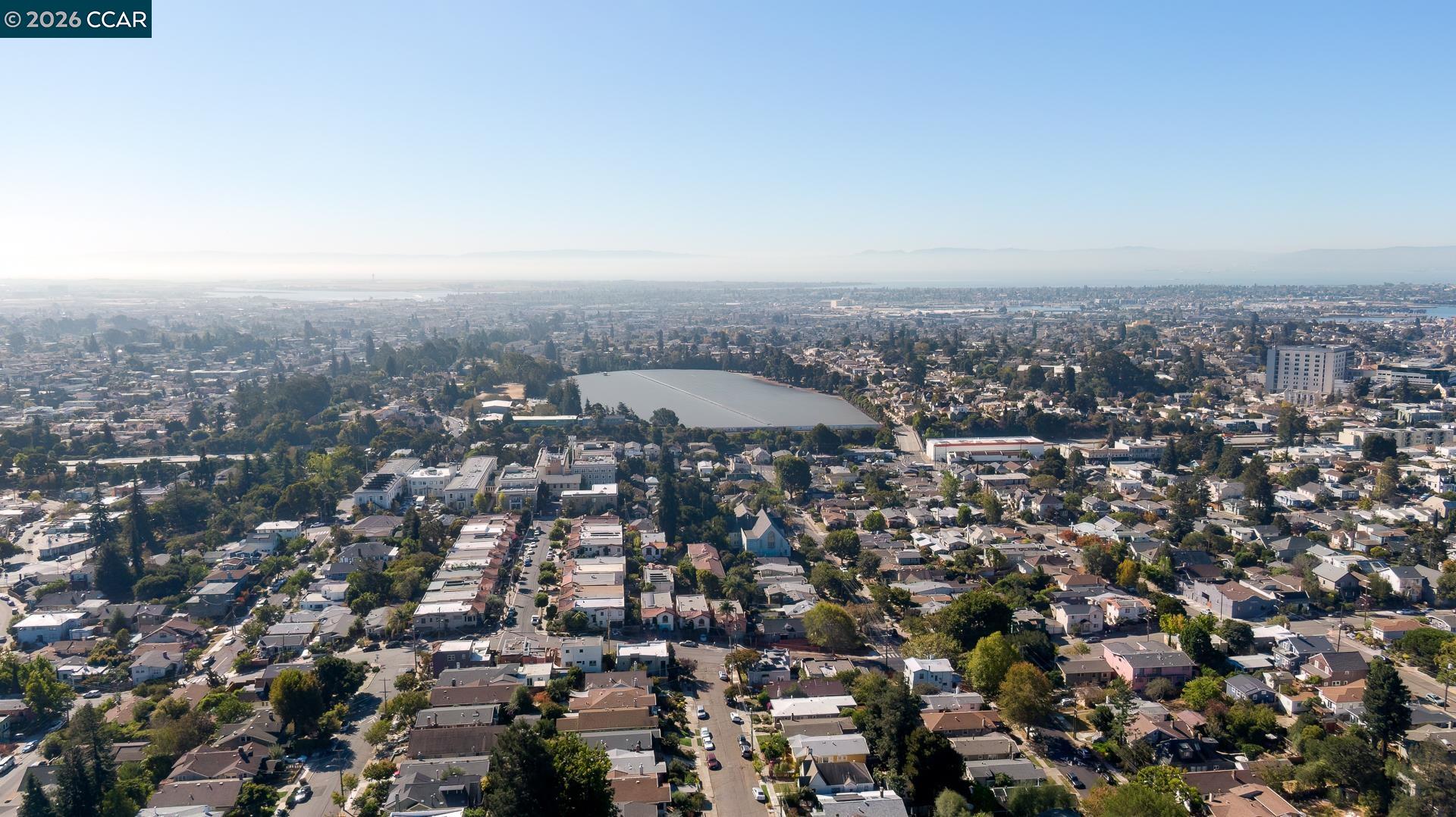 Detail Gallery Image 57 of 59 For 1515 Hampel St, Oakland,  CA 94602 - 2 Beds | 1 Baths