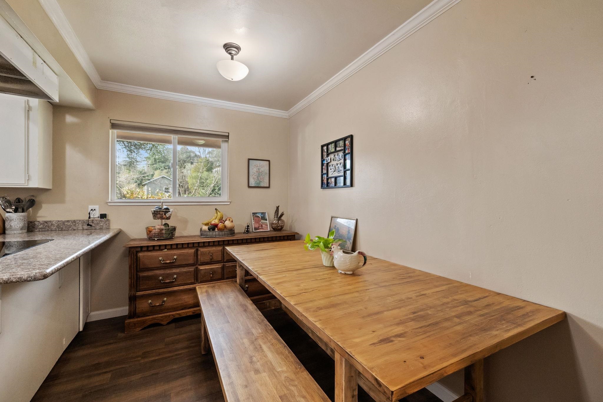 Detail Gallery Image 7 of 29 For 20369 E Walnut Dr, Sonora,  CA 95370 - 3 Beds | 2 Baths