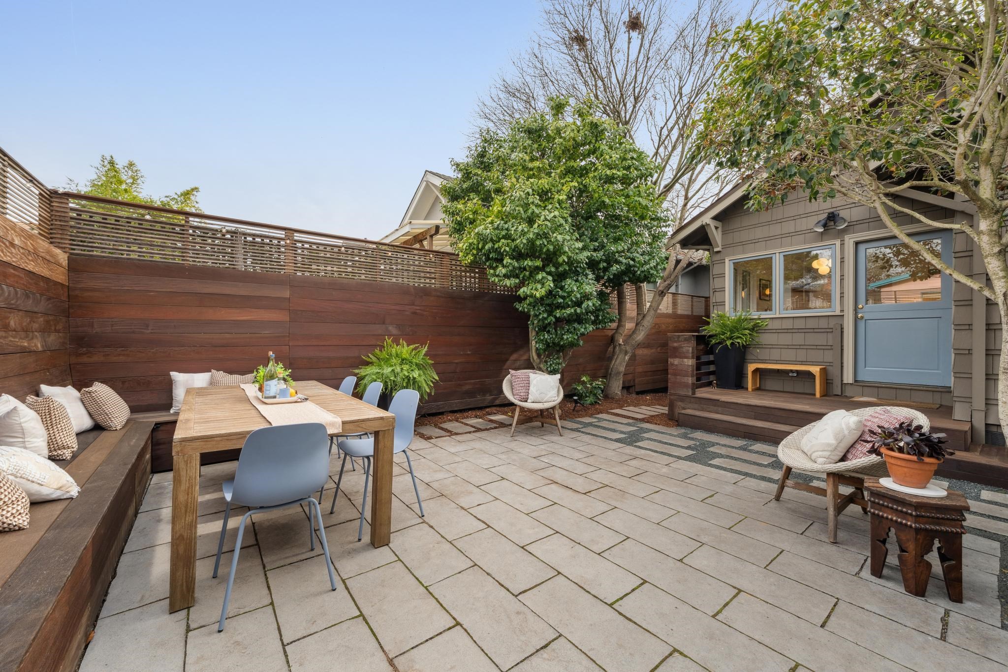 Detail Gallery Image 30 of 37 For 390 50th St, Oakland,  CA 94609 - 3 Beds | 2 Baths