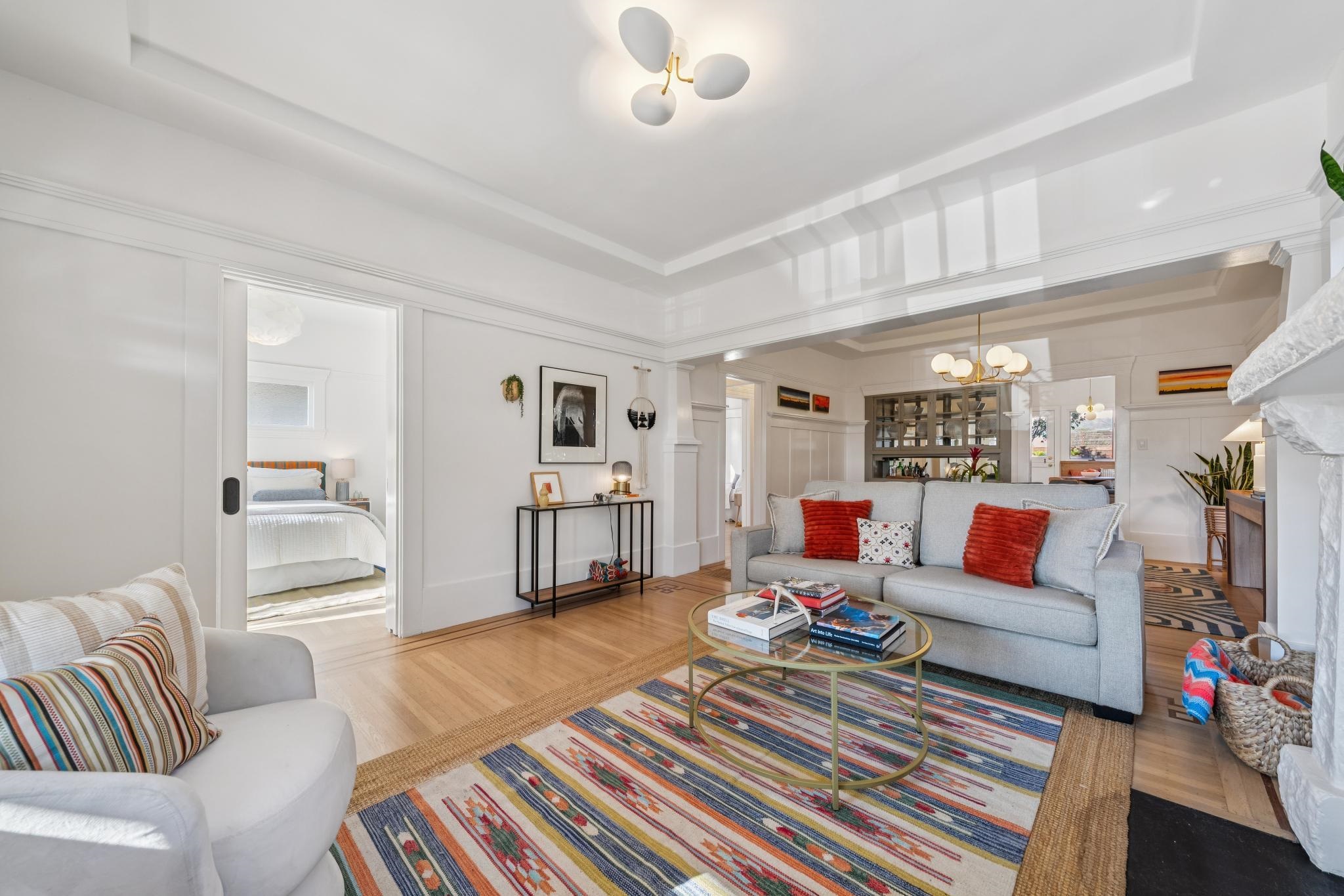 Detail Gallery Image 7 of 37 For 390 50th St, Oakland,  CA 94609 - 3 Beds | 2 Baths