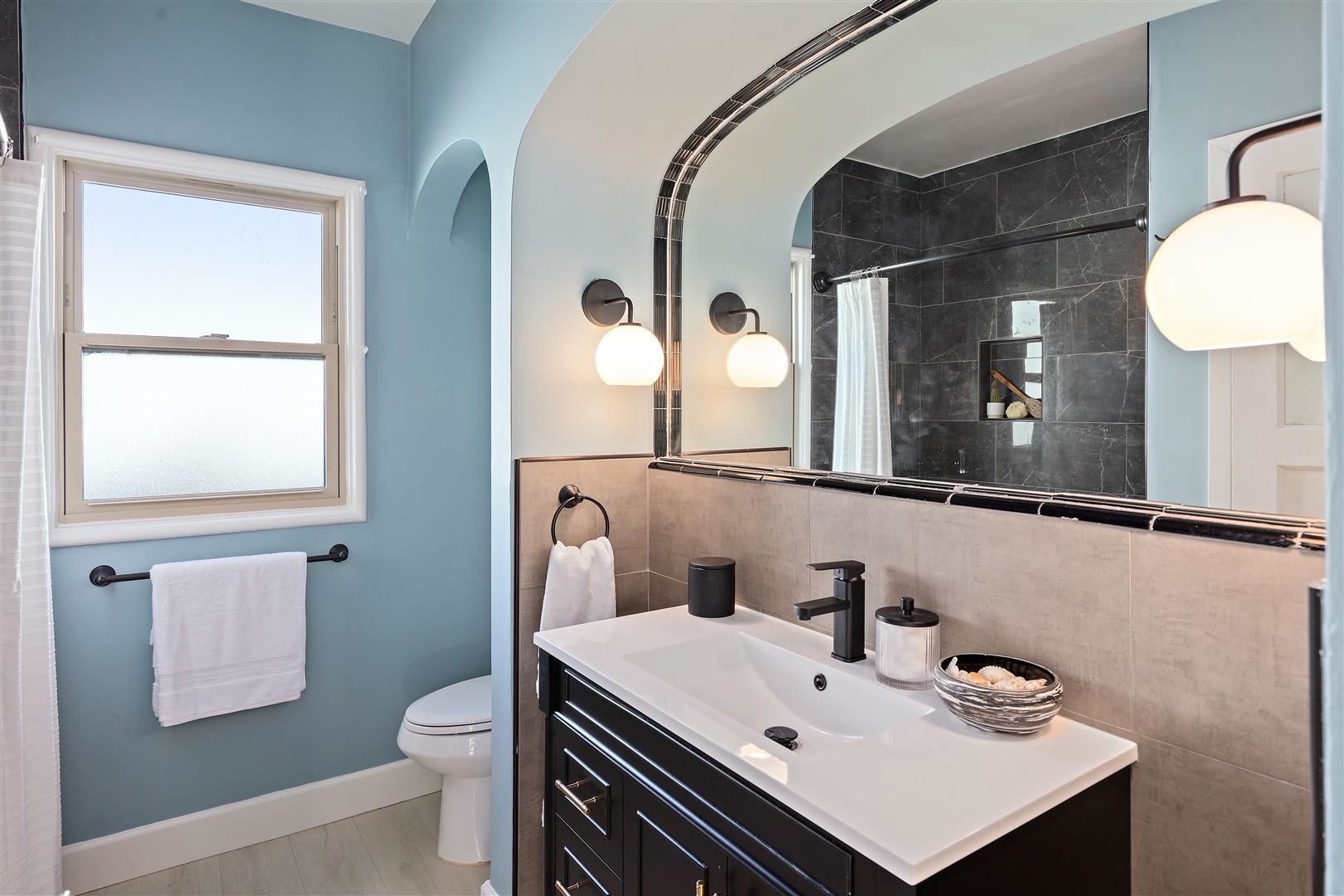 Detail Gallery Image 21 of 26 For 747 Albemarle St, El Cerrito,  CA 94530 - 2 Beds | 1 Baths