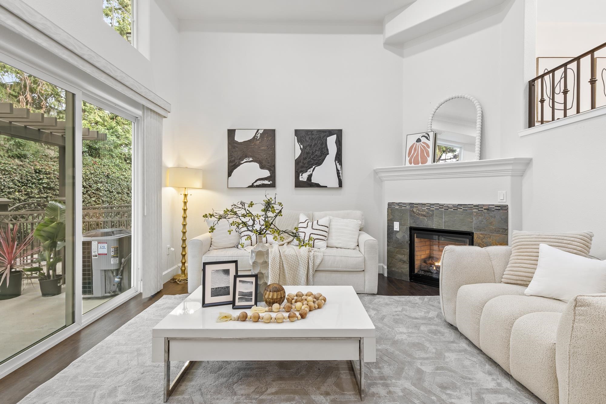 Photo #2: 41121672 Listing: Photo #2