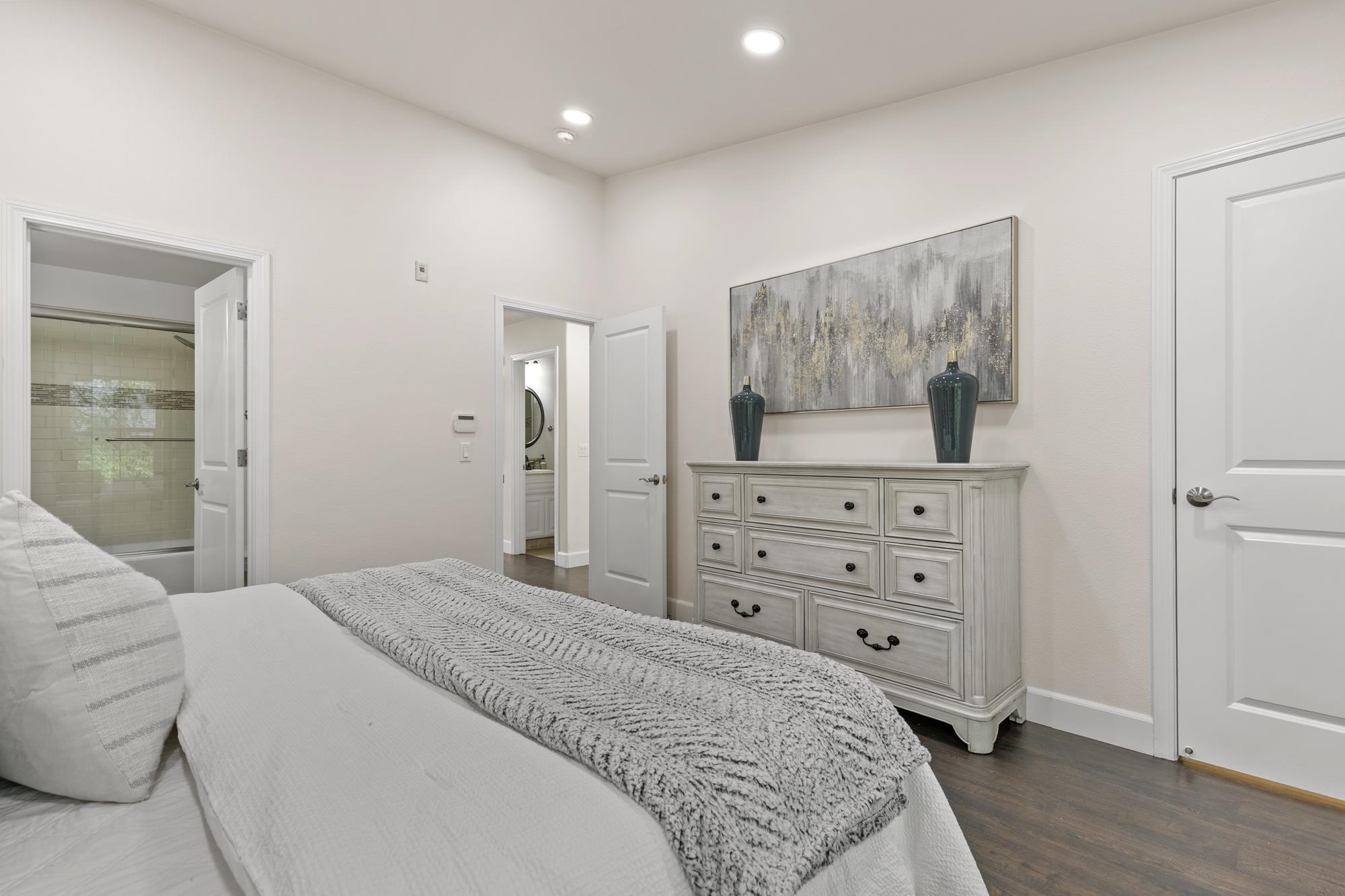 Photo #15: 41121672 Listing: Photo #15