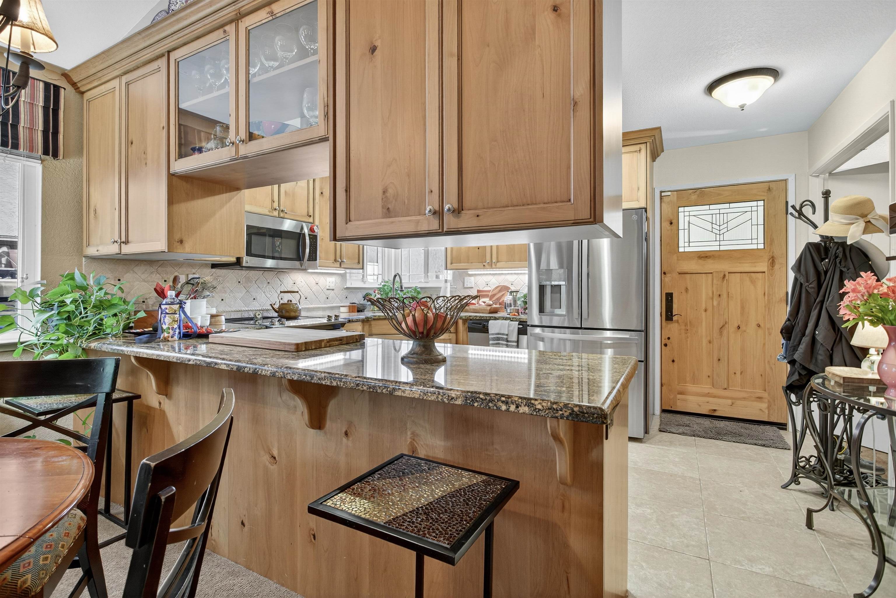 Detail Gallery Image 13 of 30 For 2229 Delucchi Drive, Pleasanton,  CA 94588-8315 - 2 Beds | 2 Baths