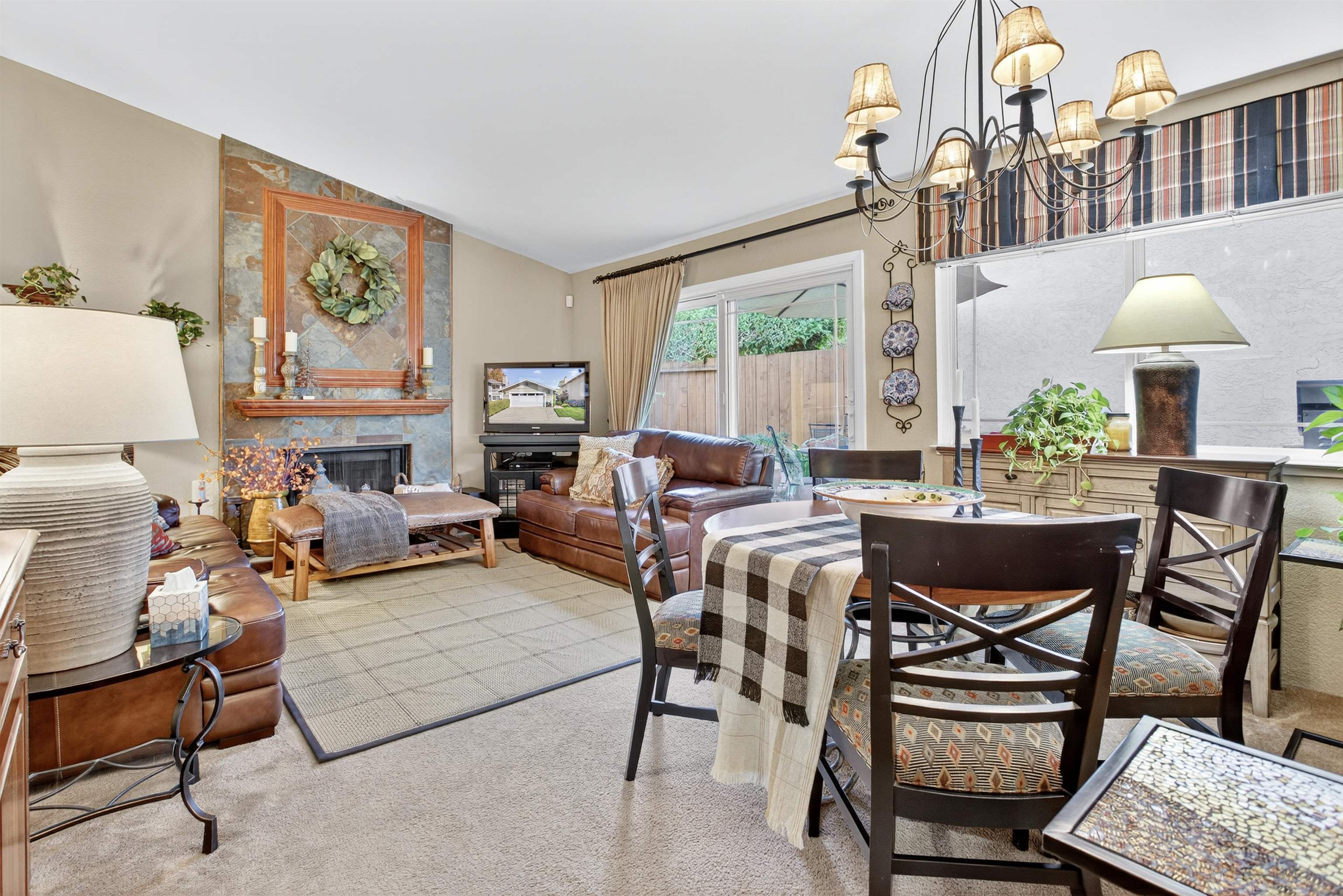 Detail Gallery Image 15 of 30 For 2229 Delucchi Drive, Pleasanton,  CA 94588-8315 - 2 Beds | 2 Baths