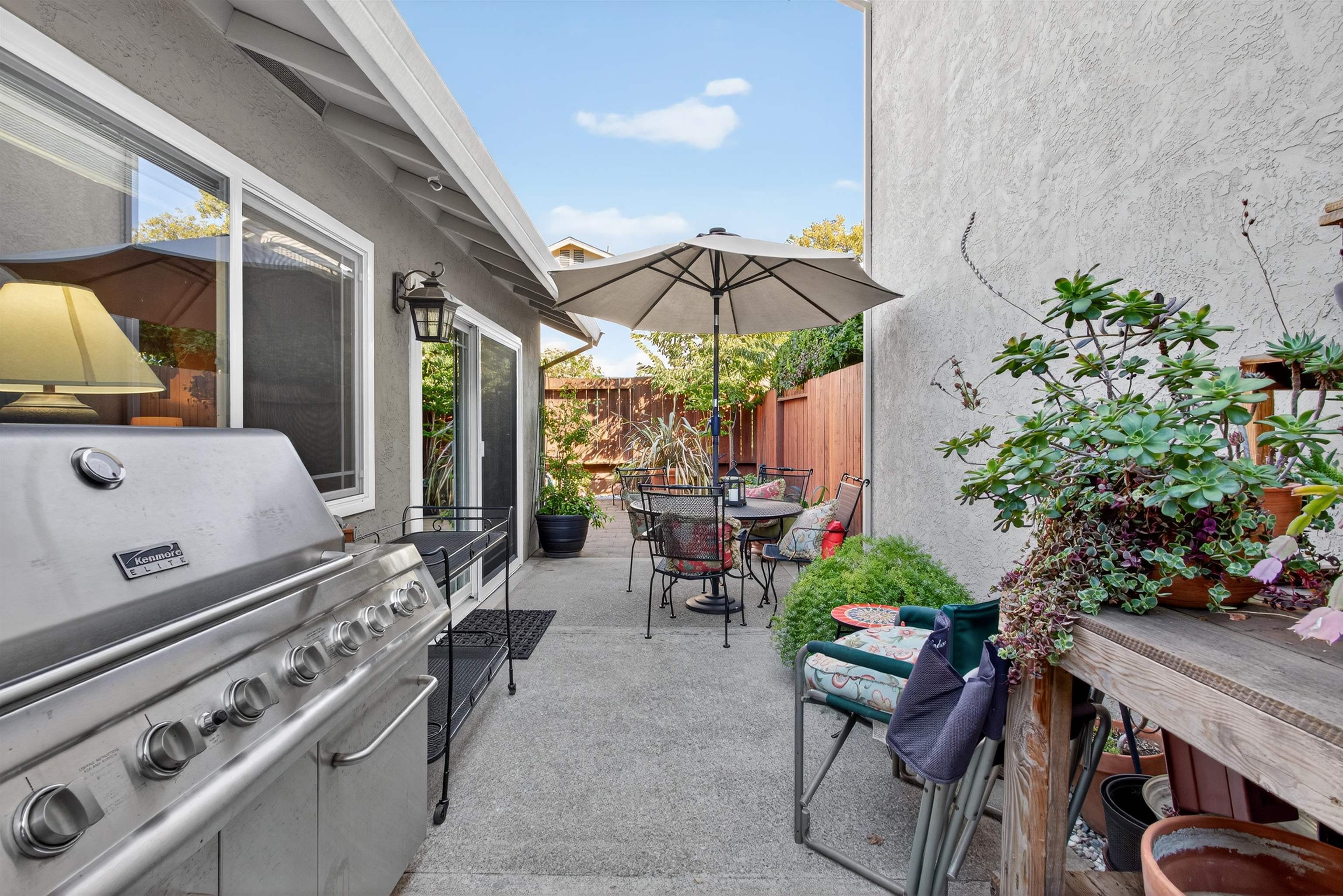 Detail Gallery Image 26 of 30 For 2229 Delucchi Drive, Pleasanton,  CA 94588-8315 - 2 Beds | 2 Baths