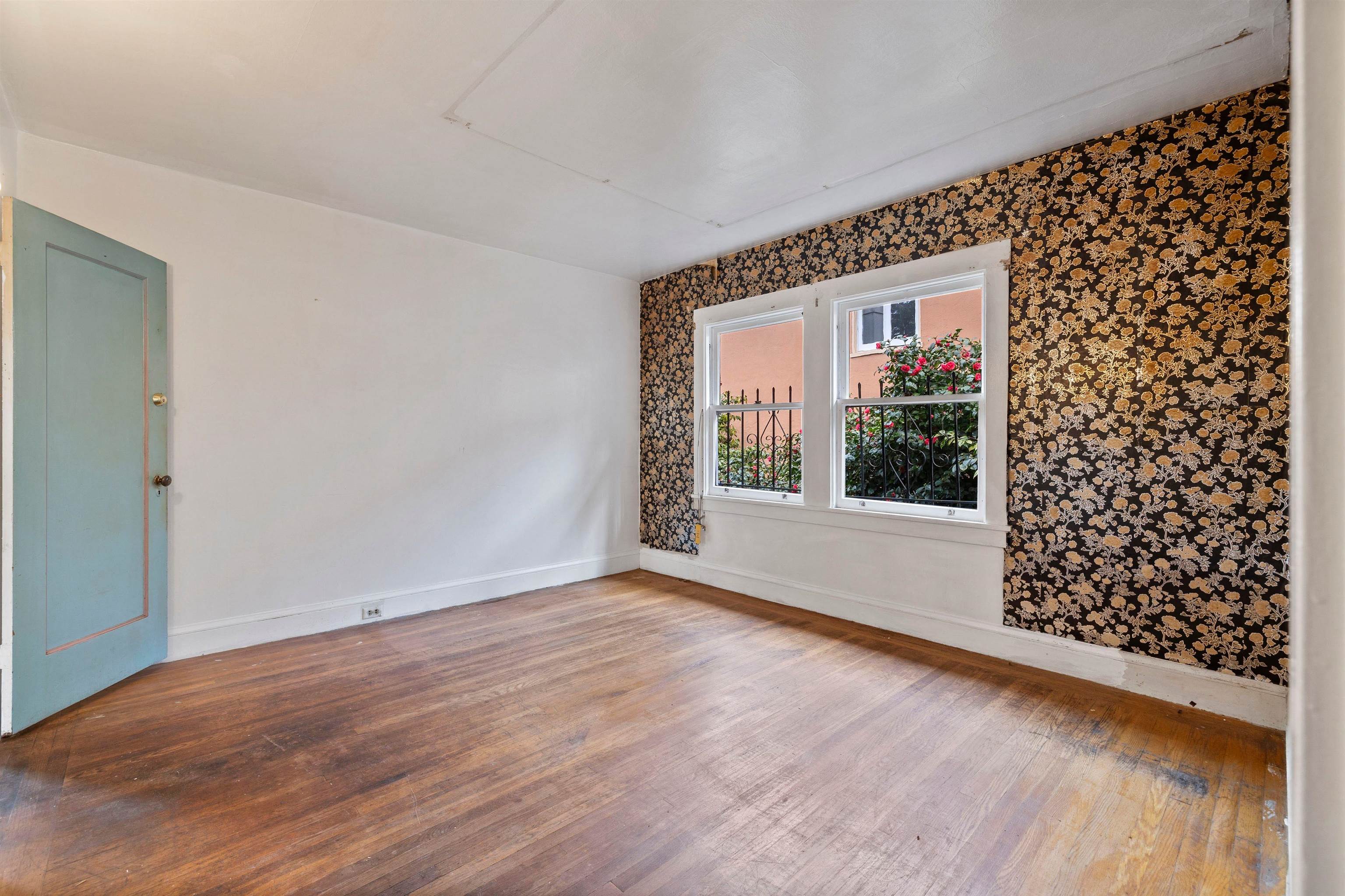 Detail Gallery Image 19 of 38 For 787 Mandana Blvd, Oakland,  CA 94610 - 3 Beds | 1/1 Baths