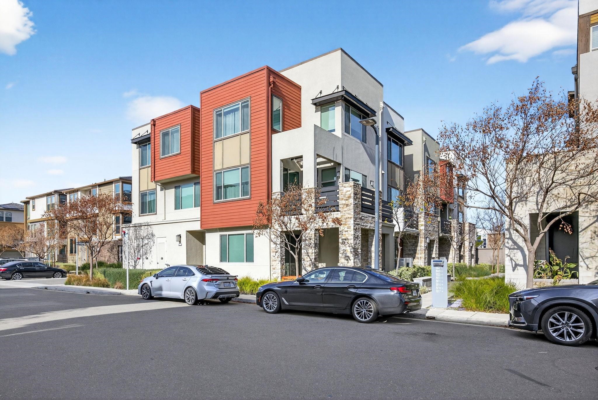 Photo #3: 41121677 Listing: Photo #3