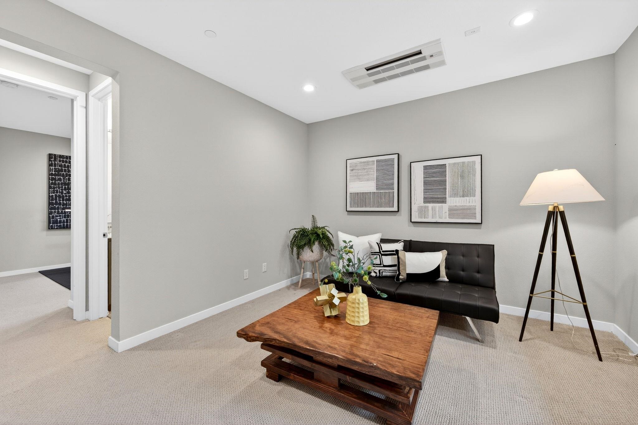 Photo #40: 41121677 Listing: Photo #40