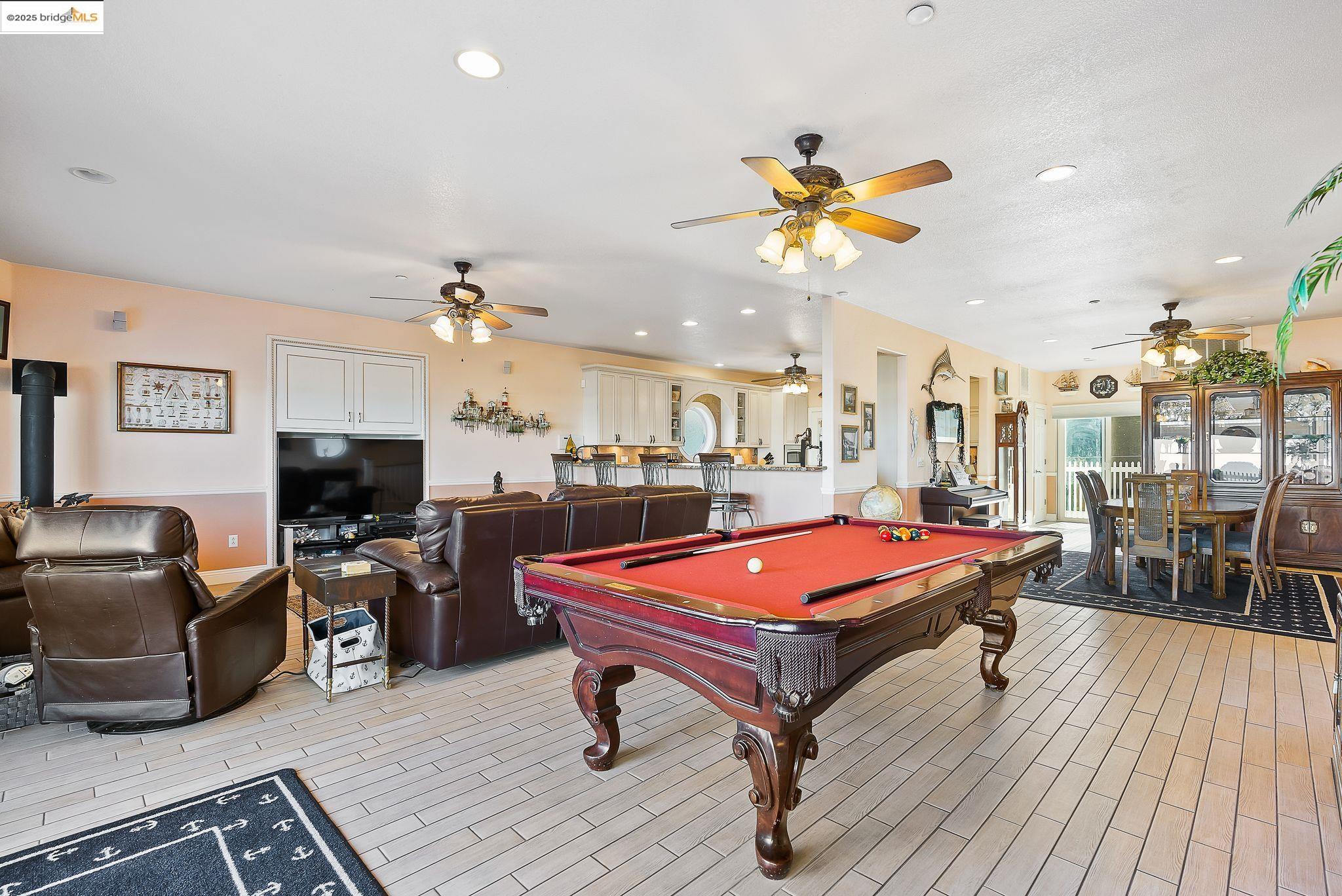 Detail Gallery Image 26 of 59 For 4415 Willow Rd, Bethel Island,  CA 94511 - 4 Beds | 4 Baths