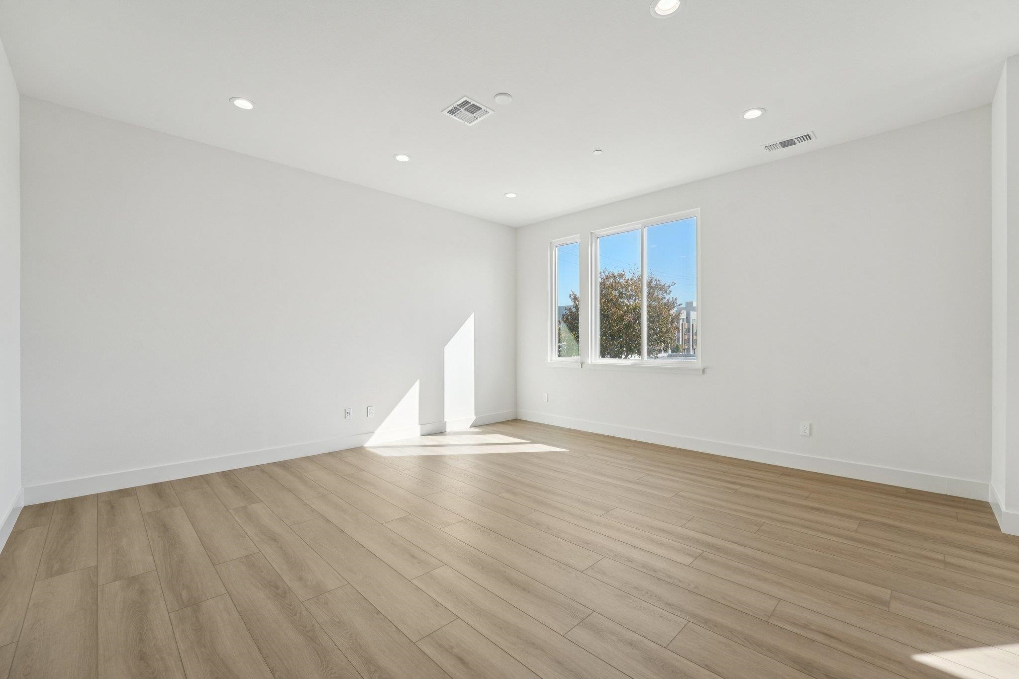 Photo #11: 41121681 Listing: Photo #11