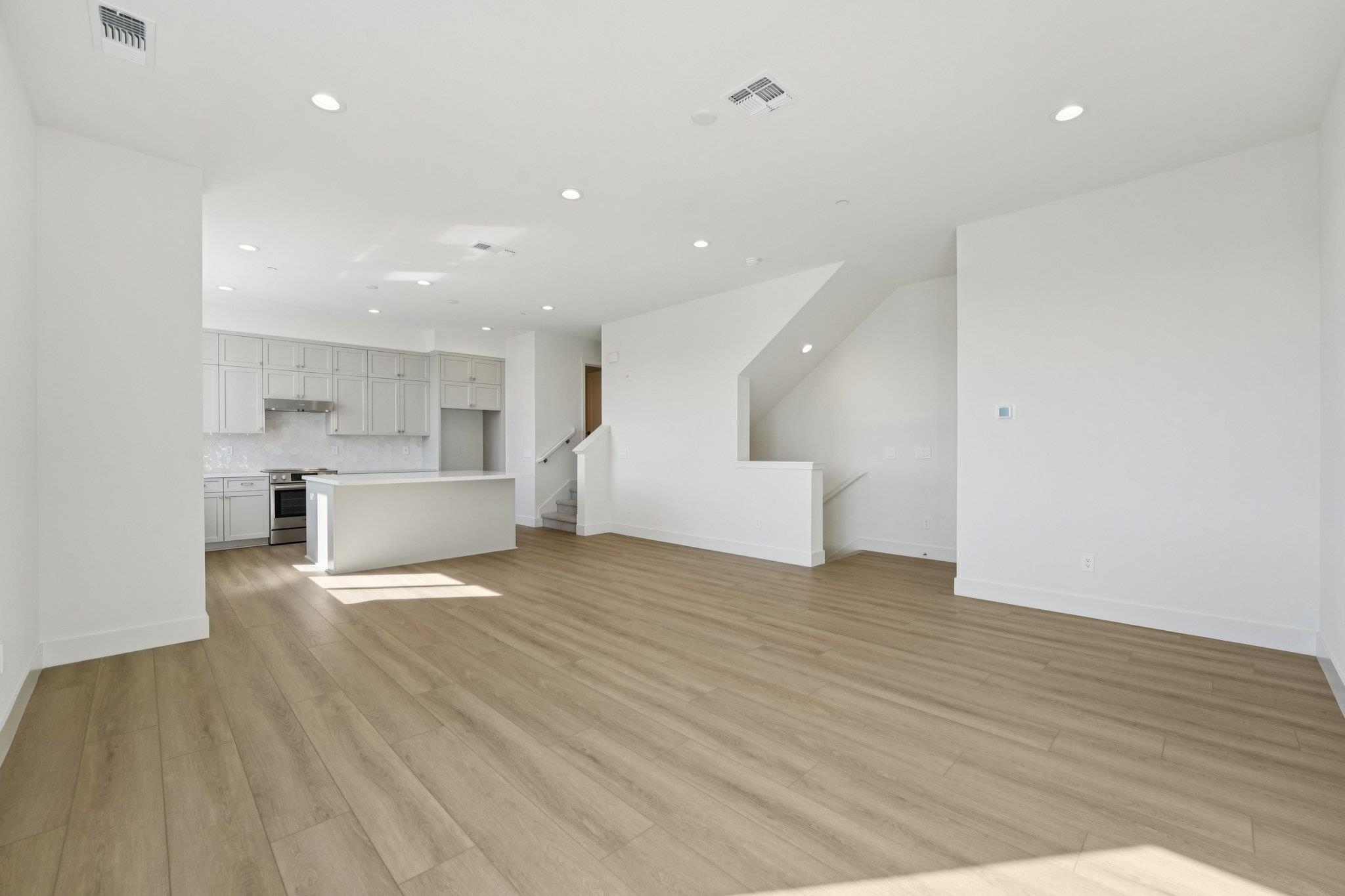 Photo #13: 41121681 Listing: Photo #13