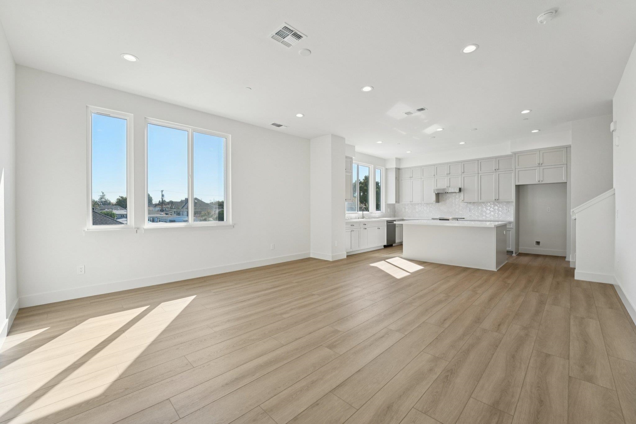 Photo #9: 41121681 Listing: Photo #9