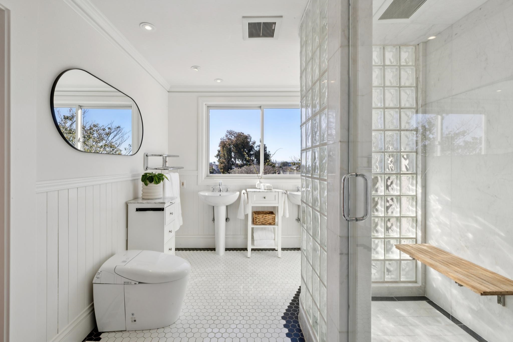 Detail Gallery Image 34 of 60 For 1814 Clinton Avenue, Alameda,  CA 94501 - 3 Beds | 3 Baths