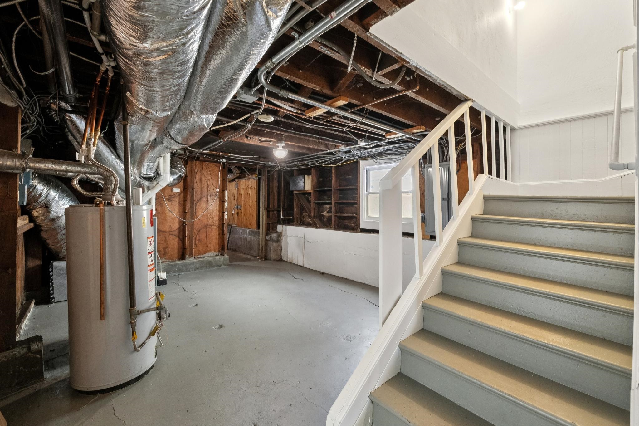 Detail Gallery Image 46 of 60 For 1814 Clinton Avenue, Alameda,  CA 94501 - 3 Beds | 3 Baths