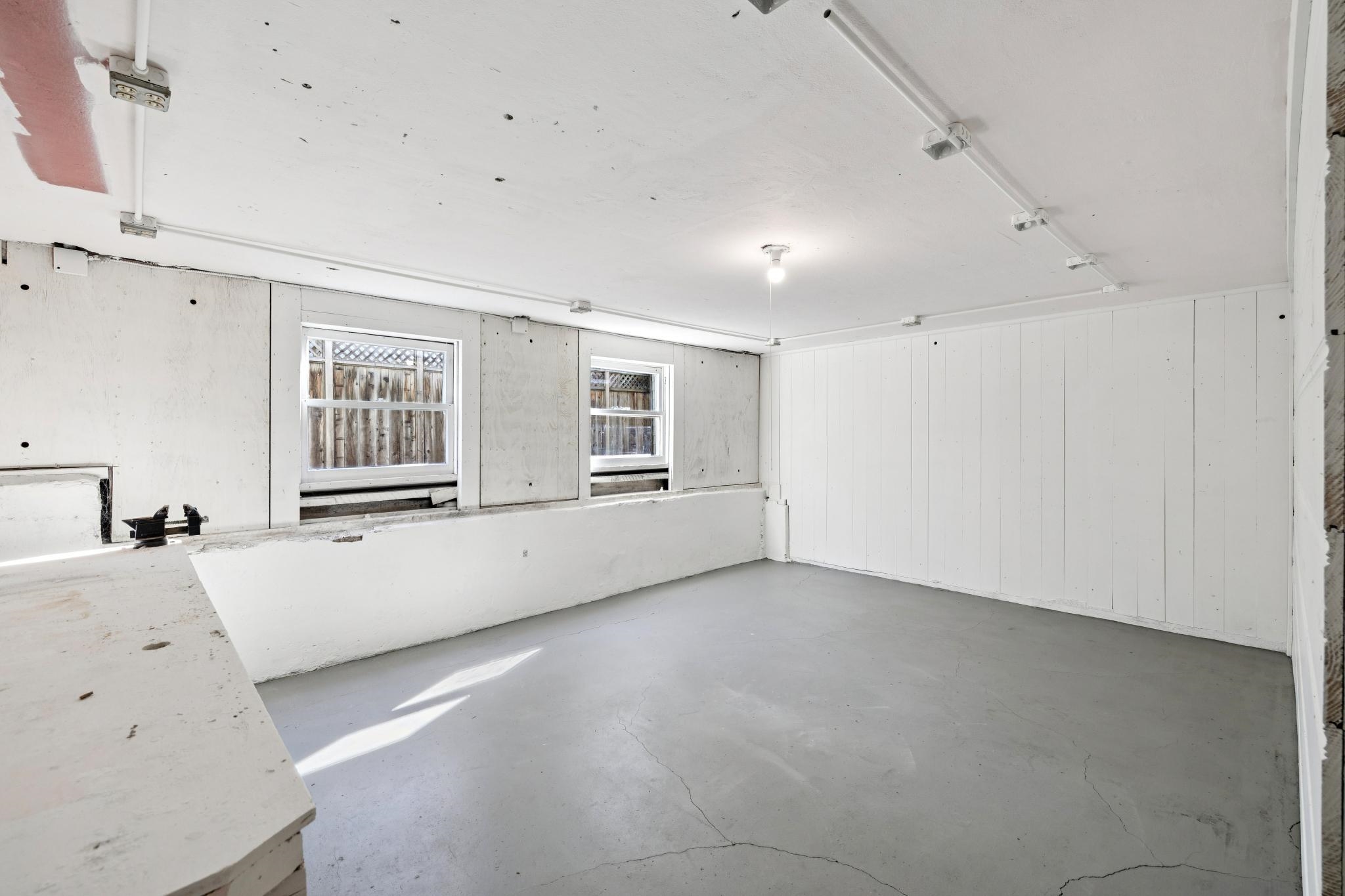 Detail Gallery Image 48 of 60 For 1814 Clinton Avenue, Alameda,  CA 94501 - 3 Beds | 3 Baths