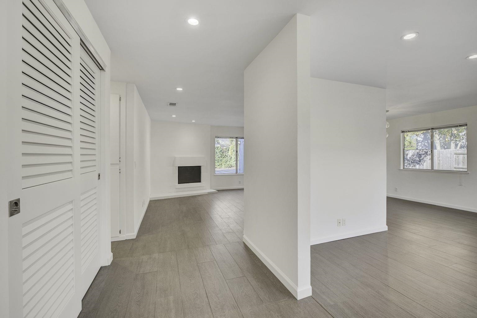 Detail Gallery Image 3 of 39 For 312 N Alamo Drive, Vacaville,  CA 95688 - 3 Beds | 2 Baths