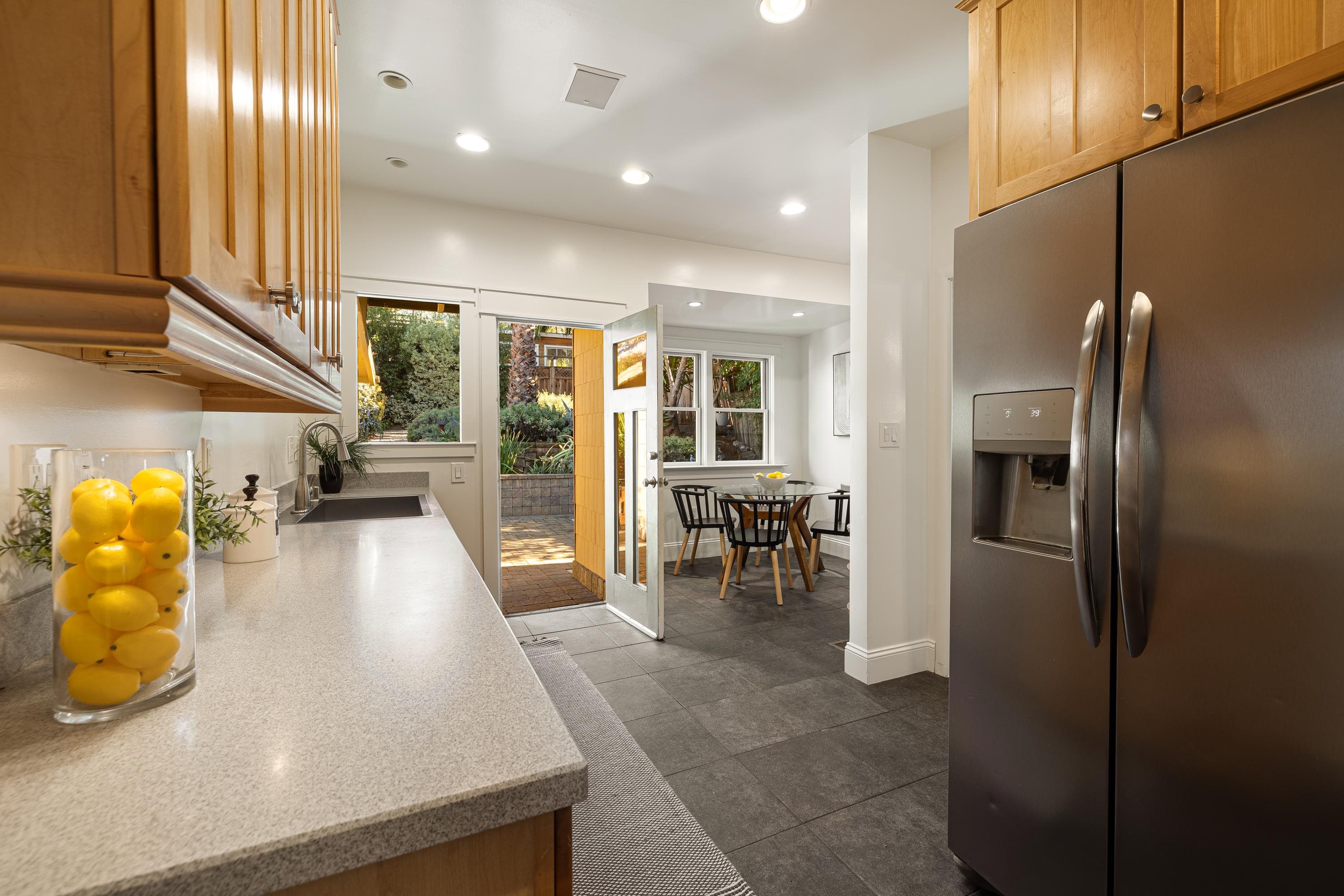 Detail Gallery Image 24 of 60 For 3942 Woodruff Ave, Oakland,  CA 94602 - 2 Beds | 1 Baths