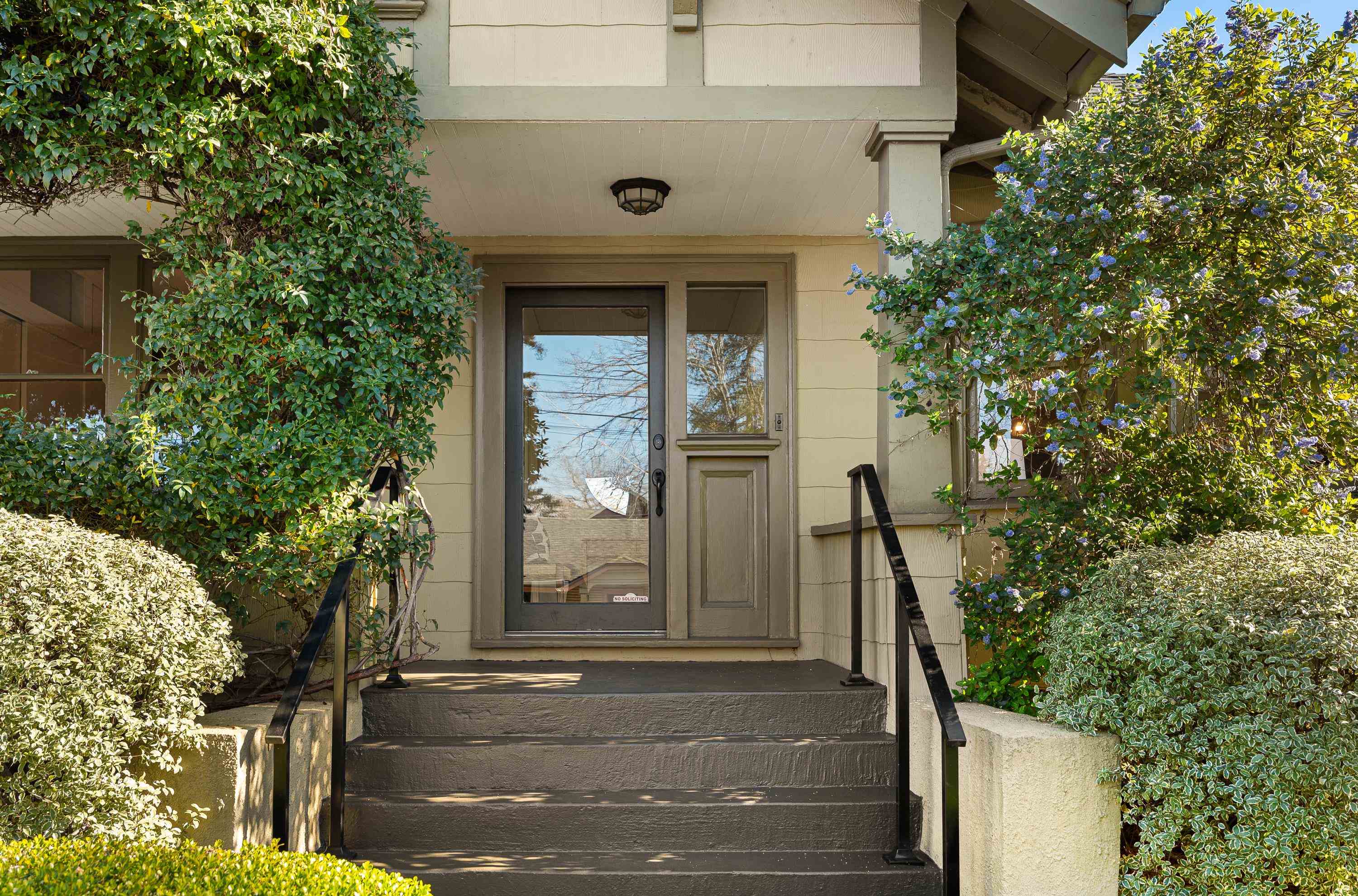 Detail Gallery Image 4 of 60 For 3942 Woodruff Ave, Oakland,  CA 94602 - 2 Beds | 1 Baths