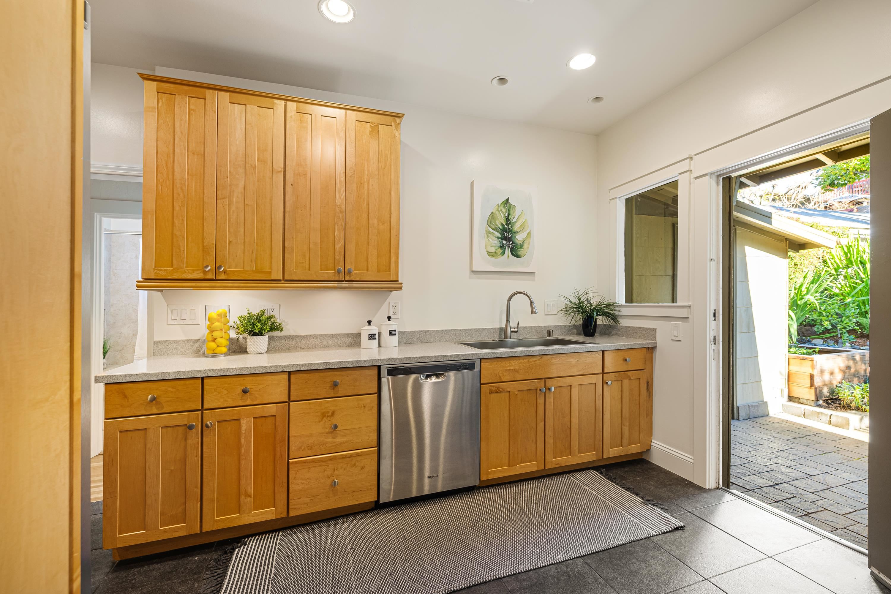 Detail Gallery Image 35 of 60 For 3942 Woodruff Ave, Oakland,  CA 94602 - 2 Beds | 1 Baths