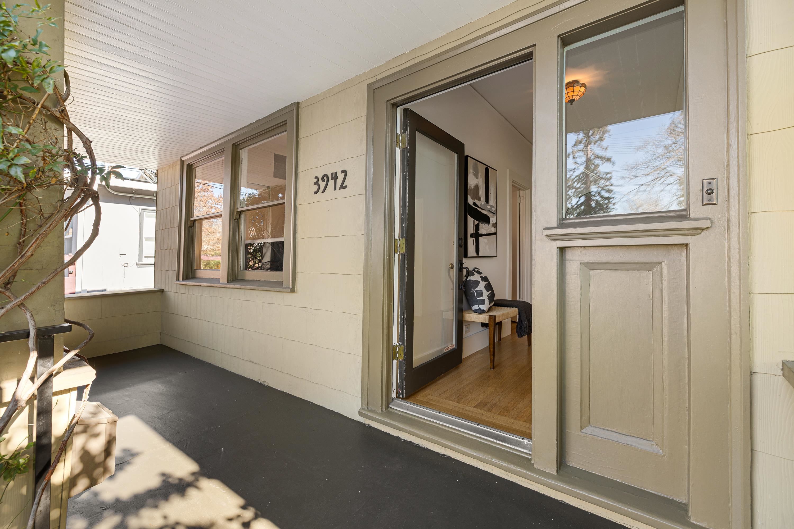 Detail Gallery Image 5 of 60 For 3942 Woodruff Ave, Oakland,  CA 94602 - 2 Beds | 1 Baths