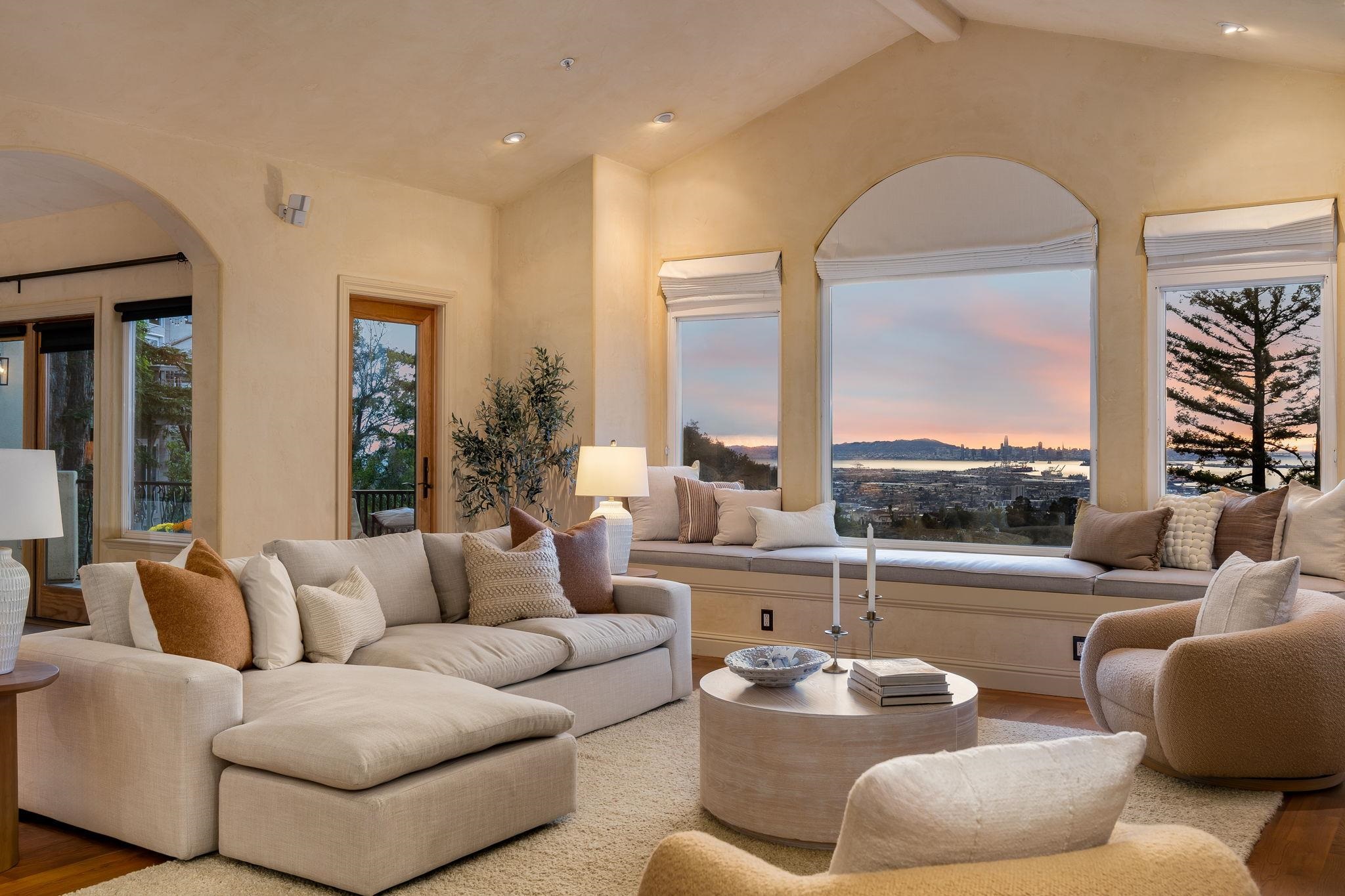 Detail Gallery Image 19 of 60 For 6257 Virgo Rd, Oakland,  CA 94611 - 5 Beds | 3/1 Baths