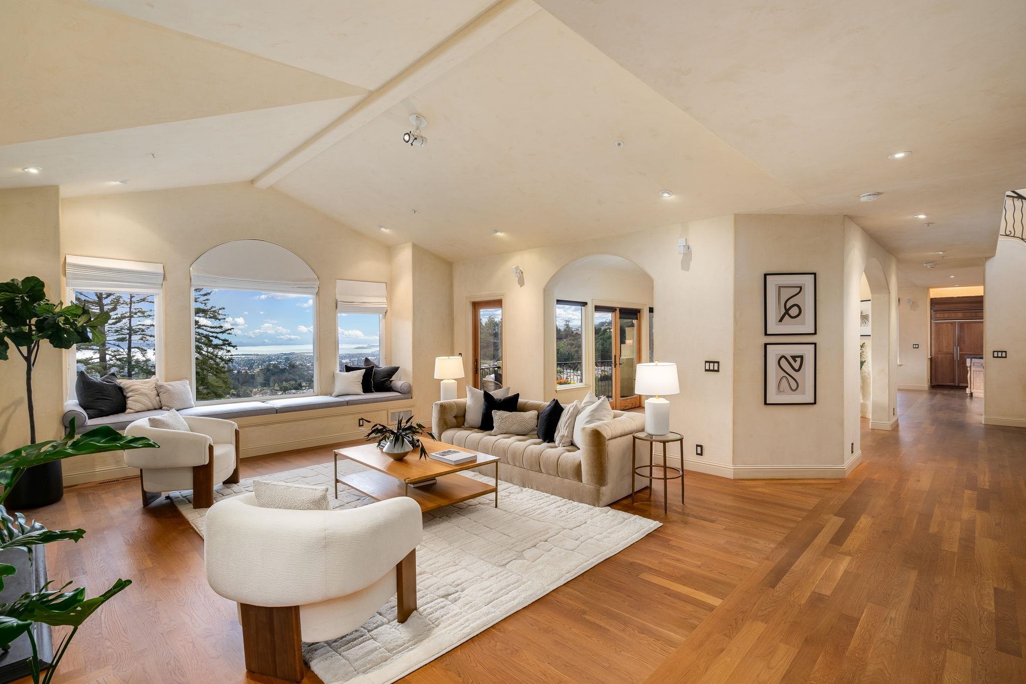 Detail Gallery Image 27 of 60 For 6257 Virgo Rd, Oakland,  CA 94611 - 5 Beds | 3/1 Baths