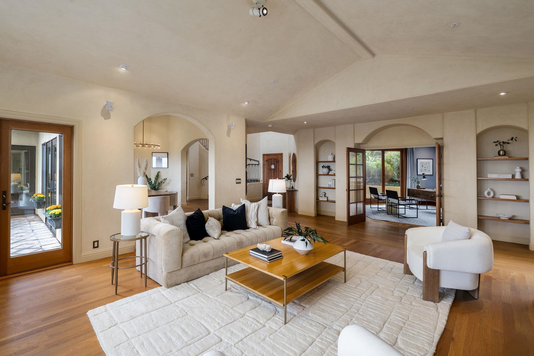 Detail Gallery Image 29 of 60 For 6257 Virgo Rd, Oakland,  CA 94611 - 5 Beds | 3/1 Baths