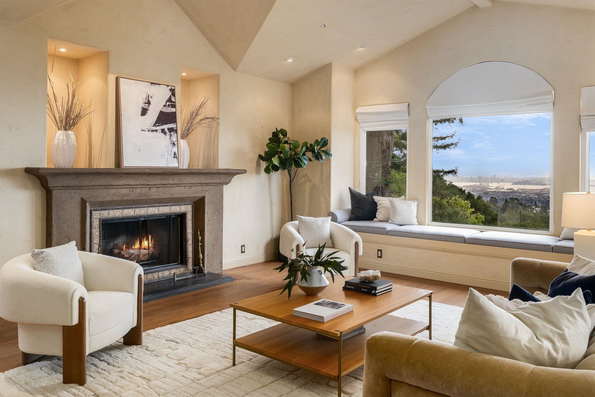 Detail Gallery Image 5 of 60 For 6257 Virgo Rd, Oakland,  CA 94611 - 5 Beds | 3/1 Baths