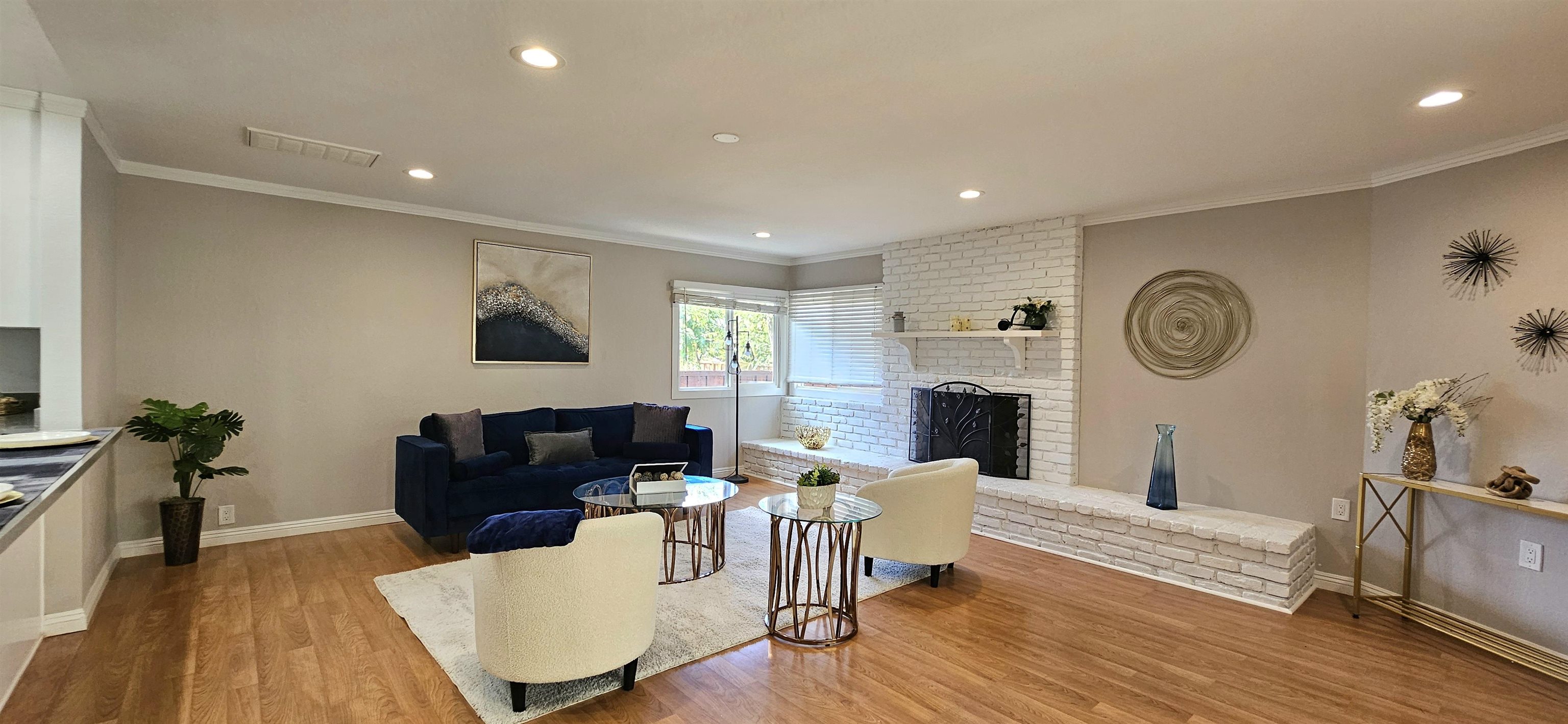 Detail Gallery Image 10 of 30 For 3195 Willow Pass Rd, Concord,  CA 94519 - 3 Beds | 1/1 Baths