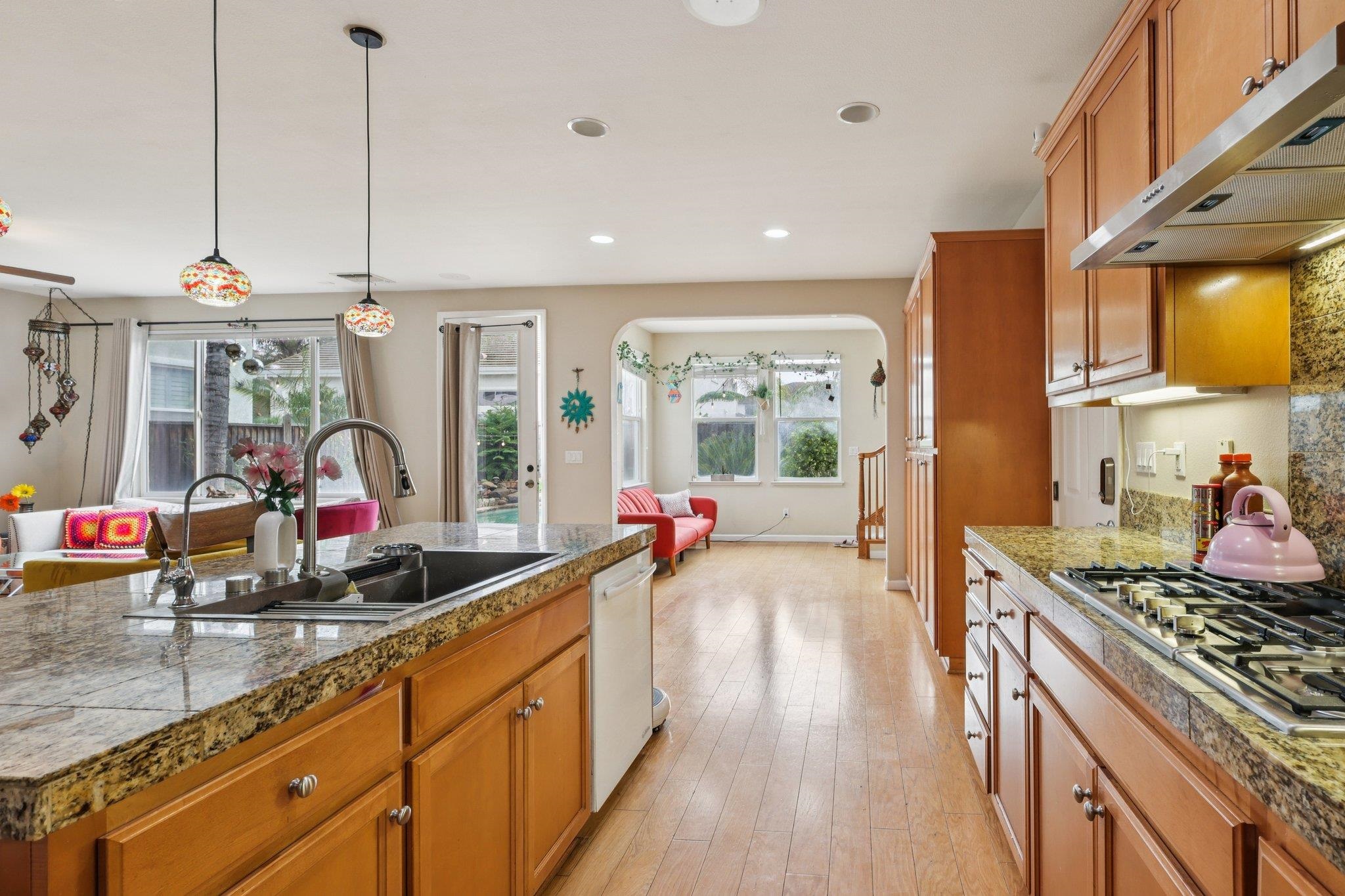 Detail Gallery Image 13 of 55 For 6238 Crystal Springs Cir, Discovery Bay,  CA 94505 - 4 Beds | 3/1 Baths